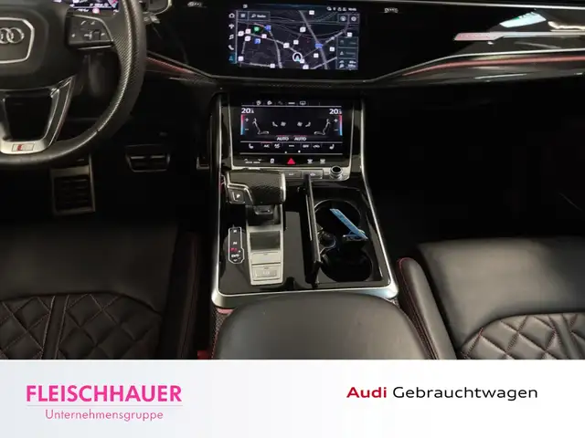 Audi Q7 view 16