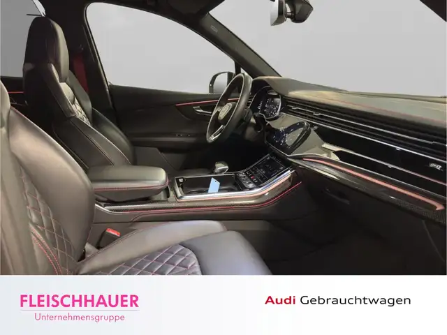 Audi Q7 view 19