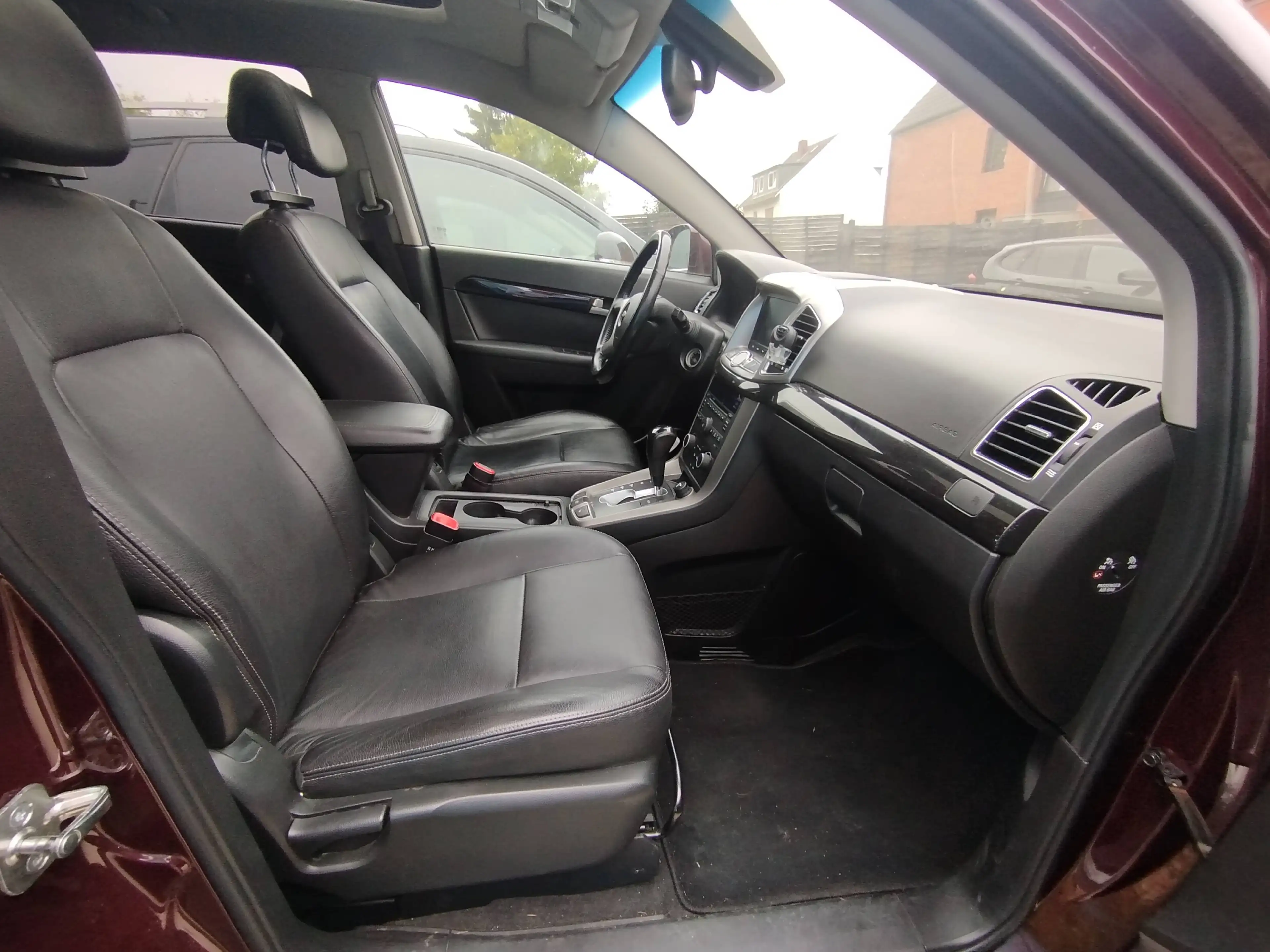 Chevrolet Captiva 2.2 D LTZ 4WD*Autom.*7Sitze*Kam.*Freisp.*Temp.*Navi — photo 8