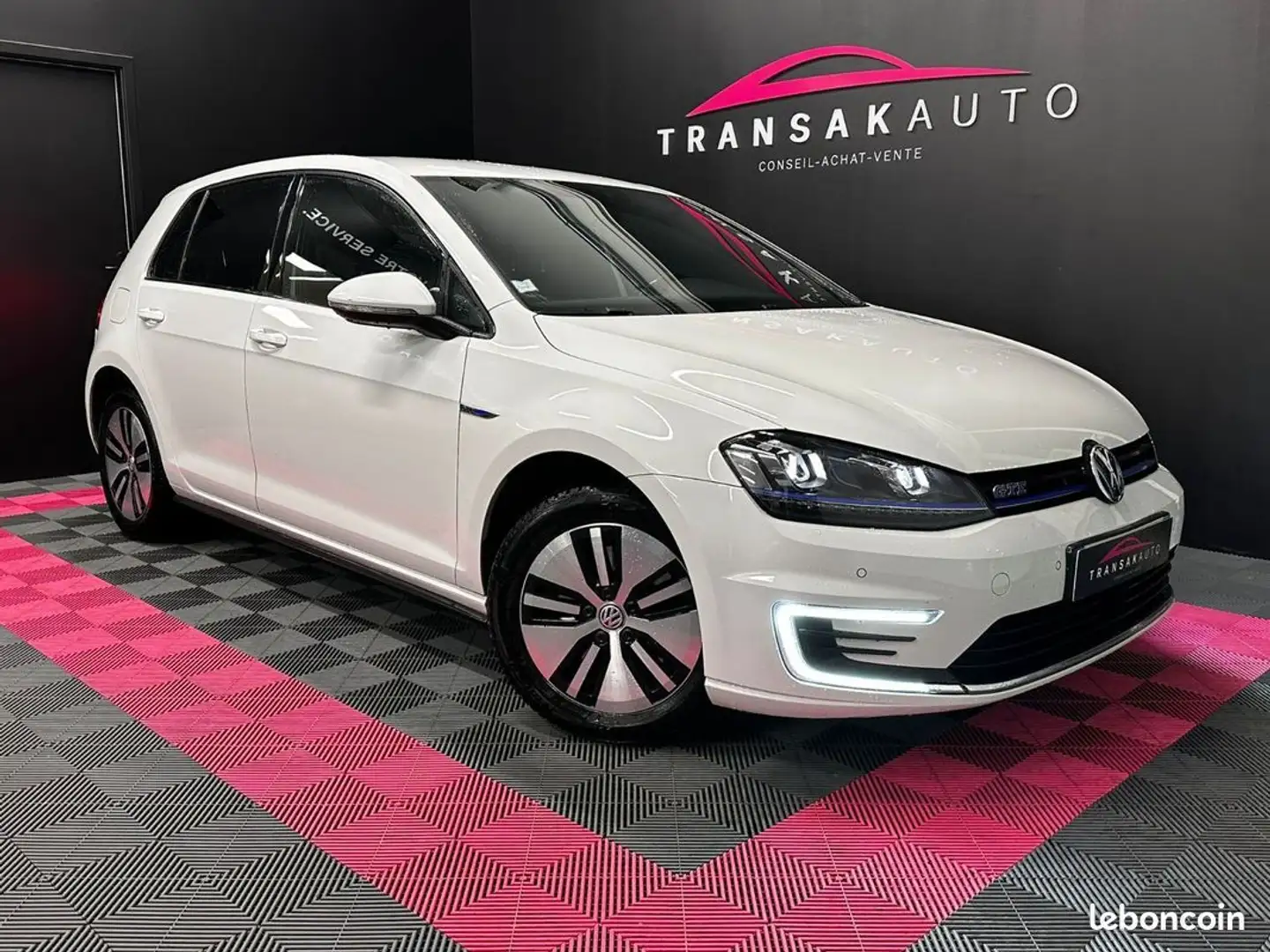 Volkswagen Golf 1.4 TSI 204 Hybride Rechargeable DSG6 GTE SUIVI COMPLET RÉVISION À JOUR Blanc - 1