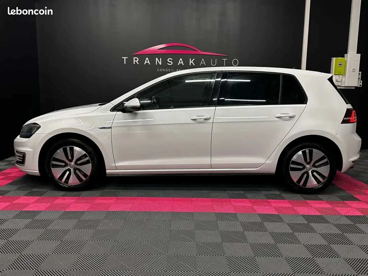 Volkswagen Golf 1.4 TSI 204 Hybride Rechargeable DSG6 GTE SUIVI COMPLET RÉVISION À JOUR Blanc - 2