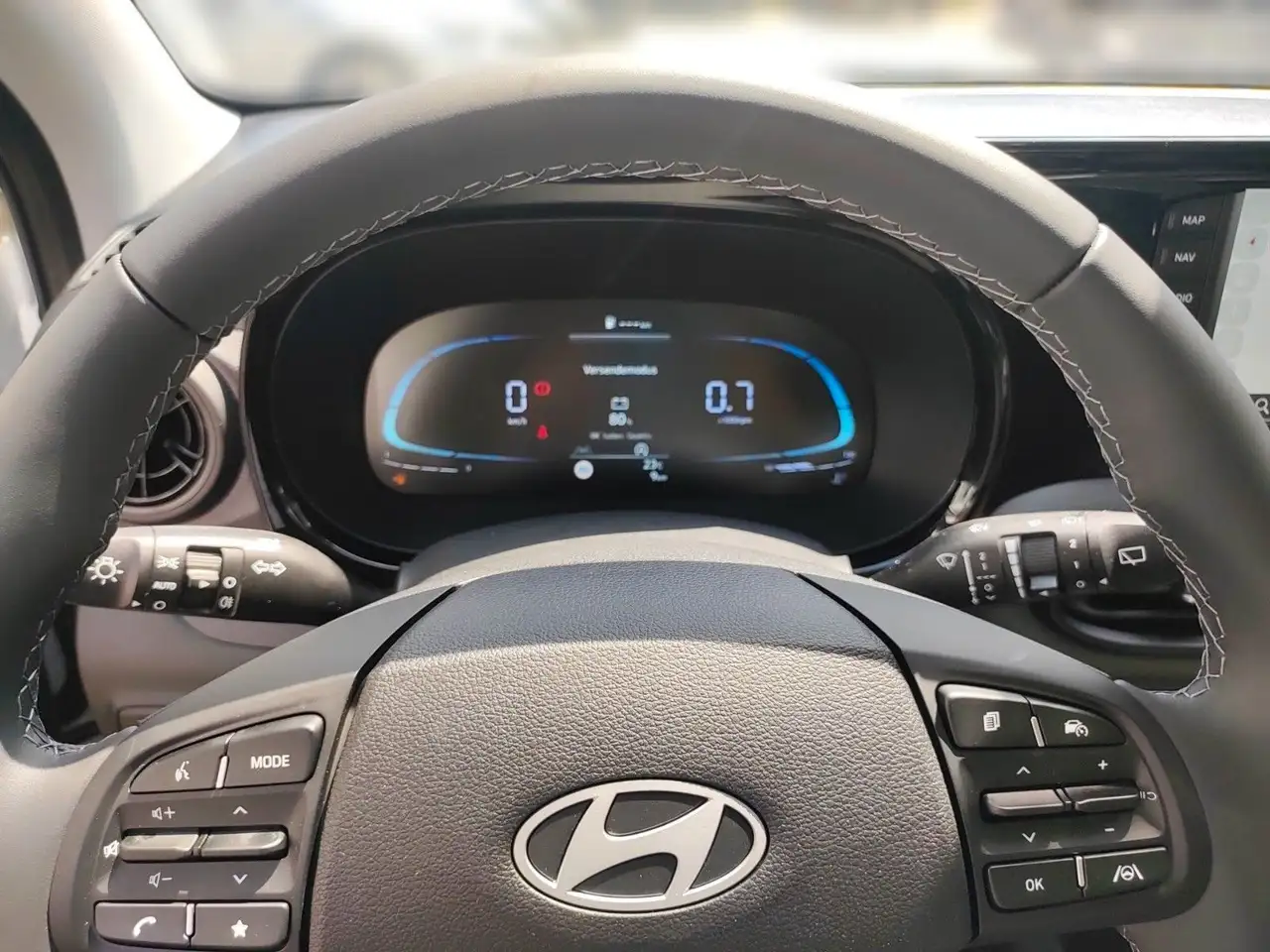 Hyundai i10 1.0 Select inkl. Sitzheizung ! 9