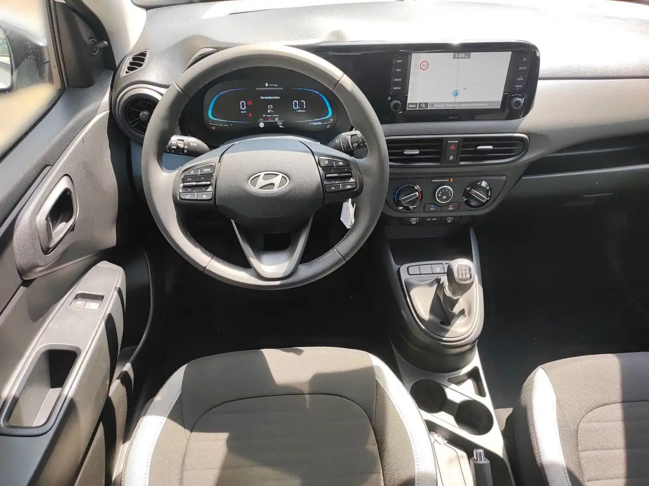 Hyundai i10 1.0 Select inkl. Sitzheizung ! 11