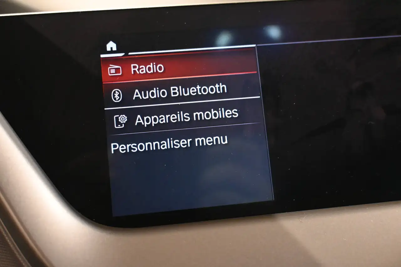 BMW 116 dA AUTO / LEDS BMW / CARPLAY / ANDROID / DISTRONIC / LANE ASSIST, миниатюра 25