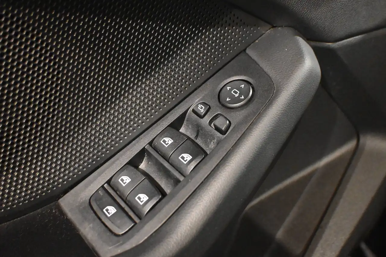 BMW 116 dA AUTO / LEDS BMW / CARPLAY / ANDROID / DISTRONIC / LANE ASSIST, миниатюра 12
