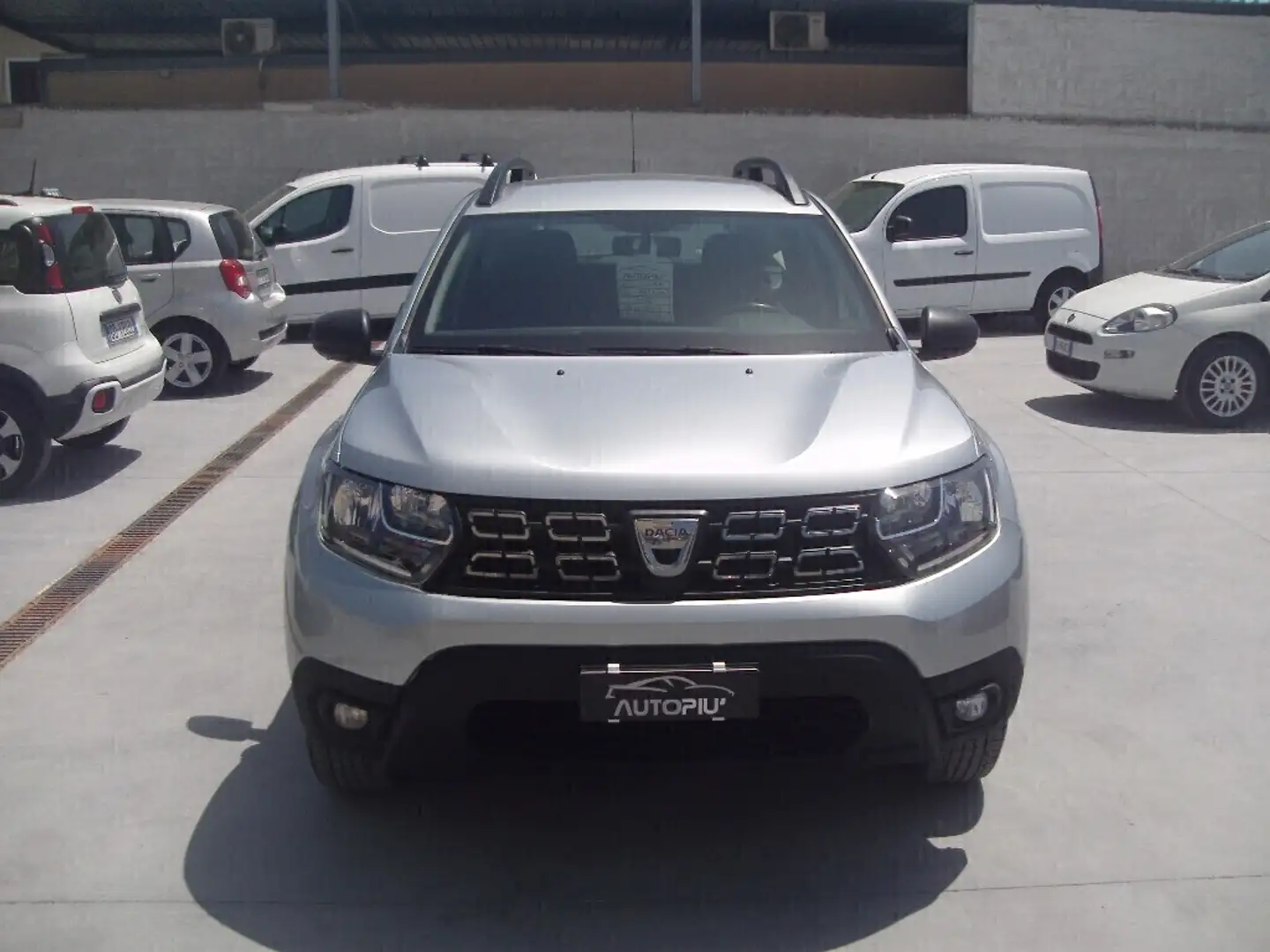 Dacia Duster 1.6 SCe GPL 4x2 Comfort Grigio - 2