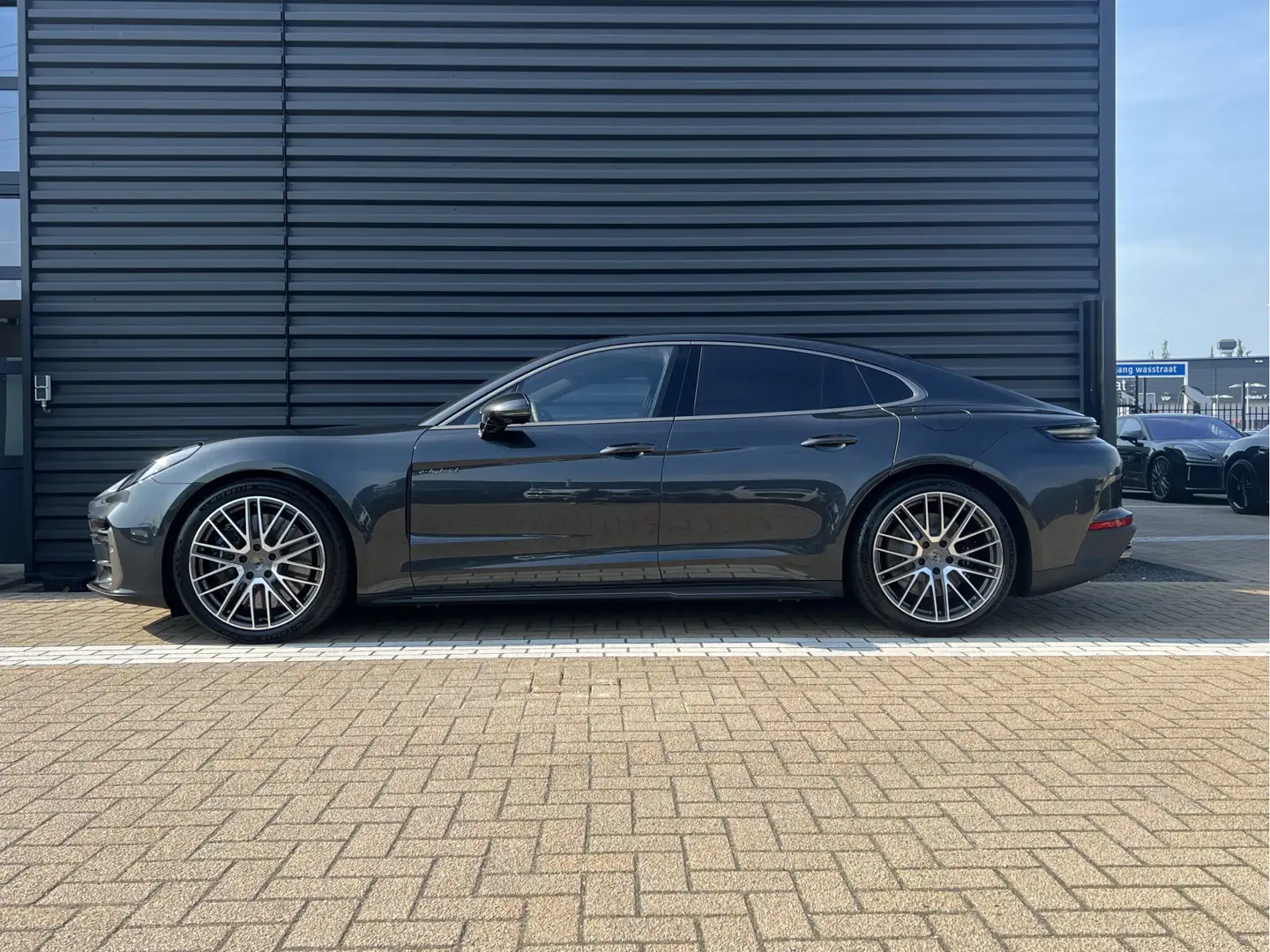 Porsche Panamera Turbo E-Hybrid Grigio - 2