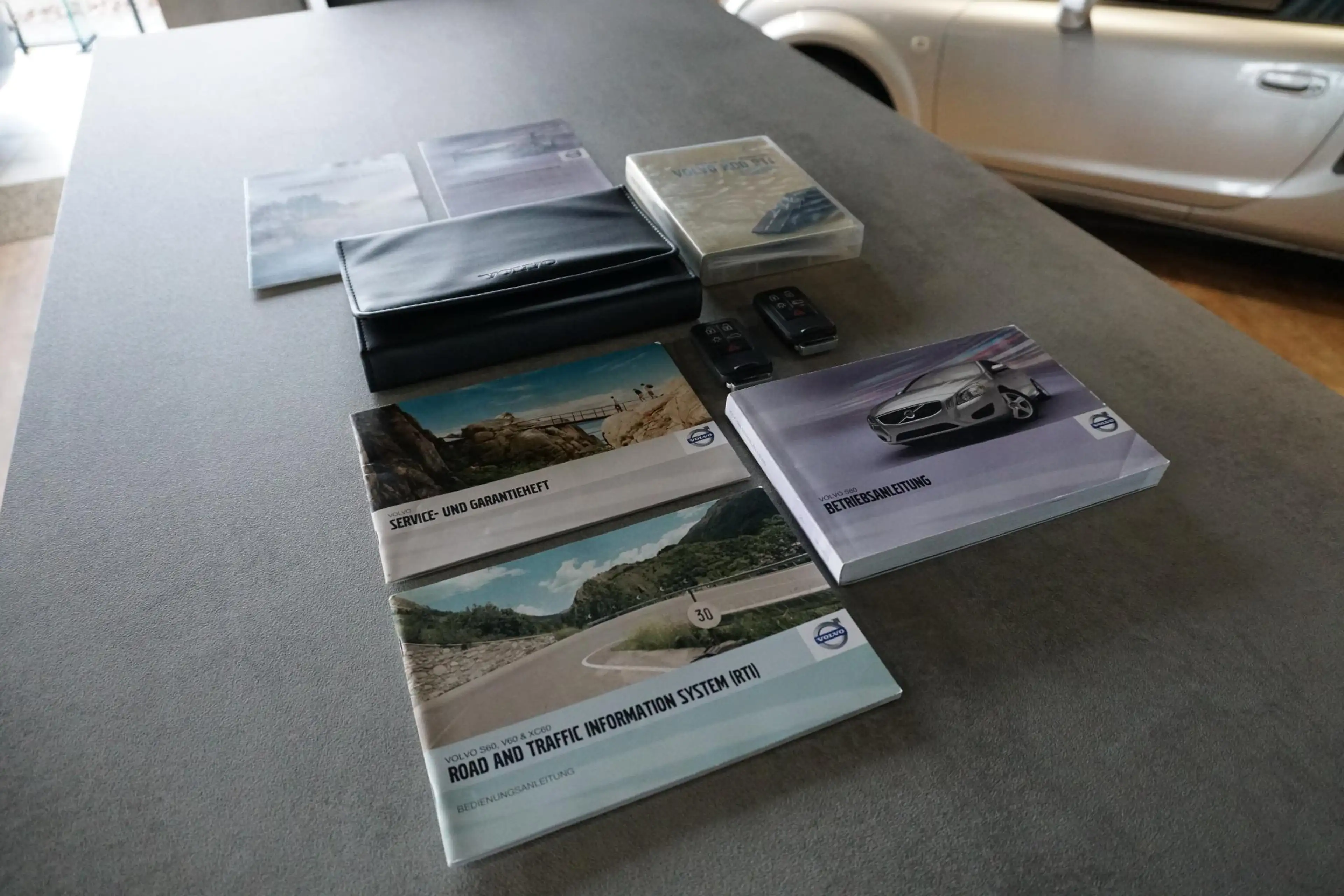 Volvo S60 1.6 T3 Summum + NAVIGATIE / BLUETOOTH / LMV — photo 12