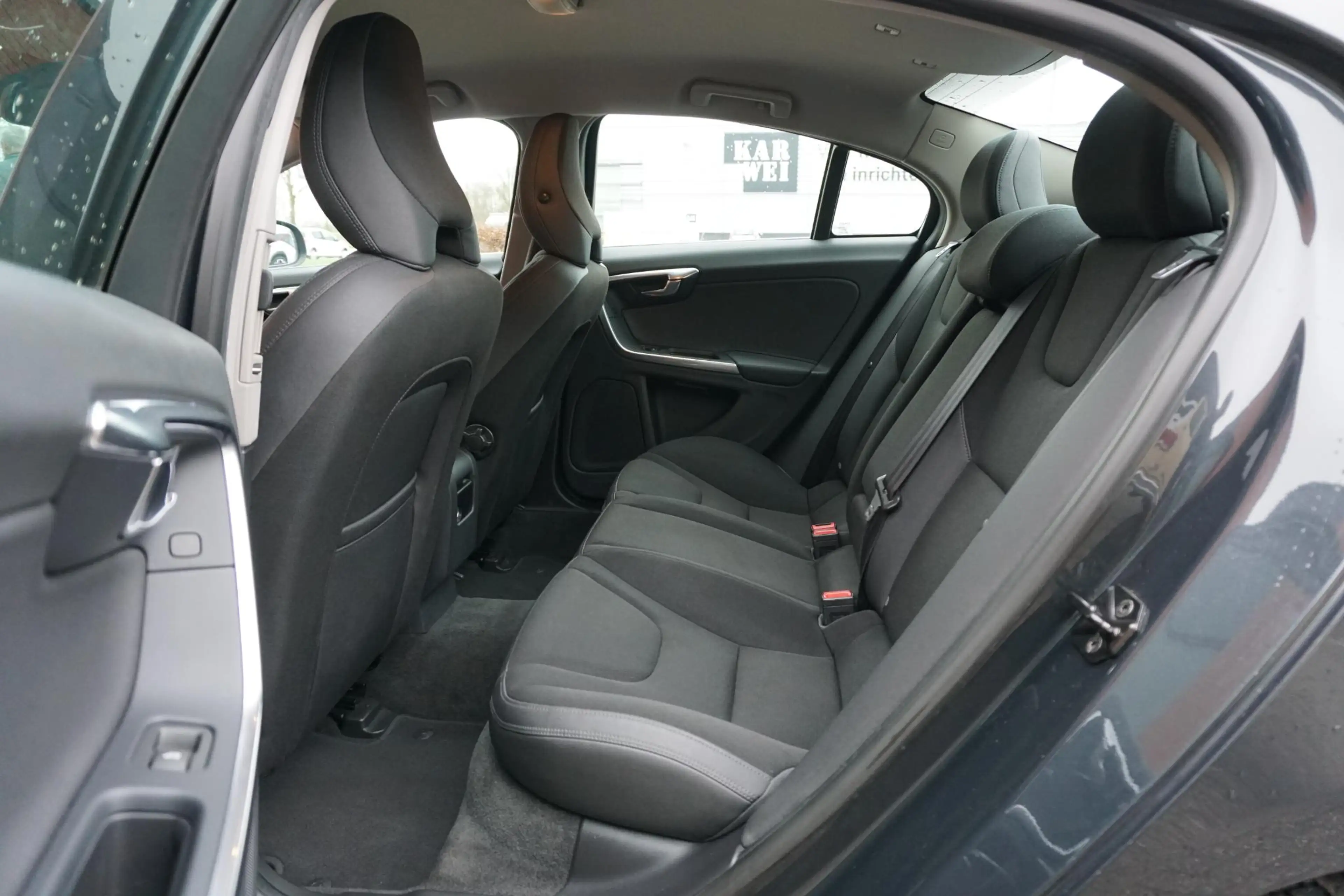 Volvo S60 1.6 T3 Summum + NAVIGATIE / BLUETOOTH / LMV — photo 15