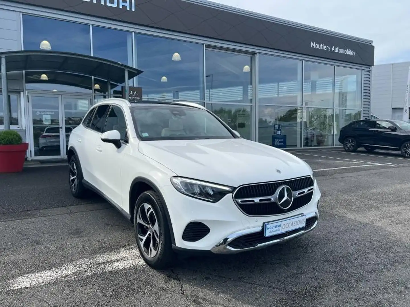Mercedes-Benz GLC 300 300 de Hybrid 333ch Business Line 4Matic 9G-Tronic Blanc - 2