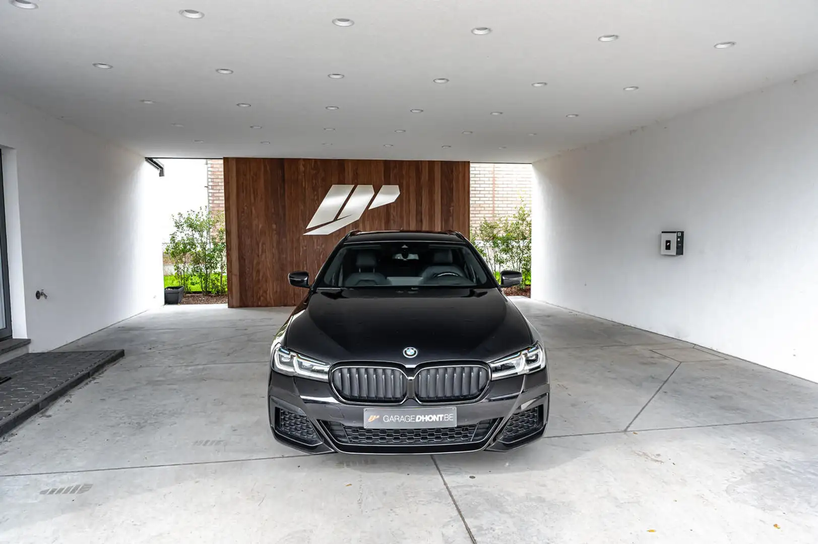 BMW 530 e touring M-pack, Pano, trekhaak, Carbonzwart, ... Noir - 2