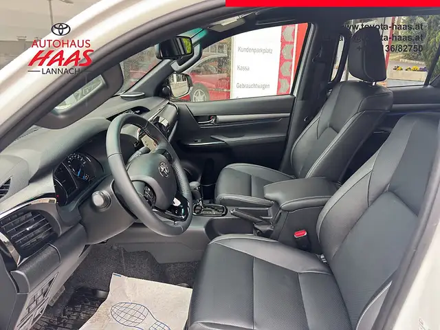 Toyota Hilux DK Invincible 4WD 2,8 D-4D MHEV Aut. Ansicht 9