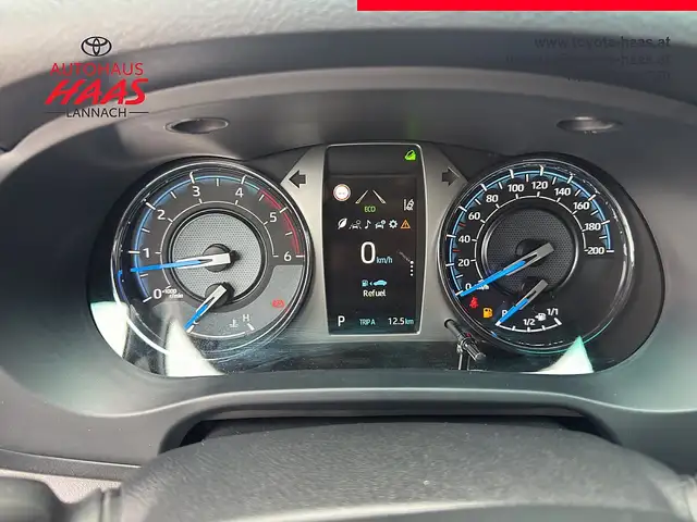 Toyota Hilux DK Invincible 4WD 2,8 D-4D MHEV Aut. Ansicht 12