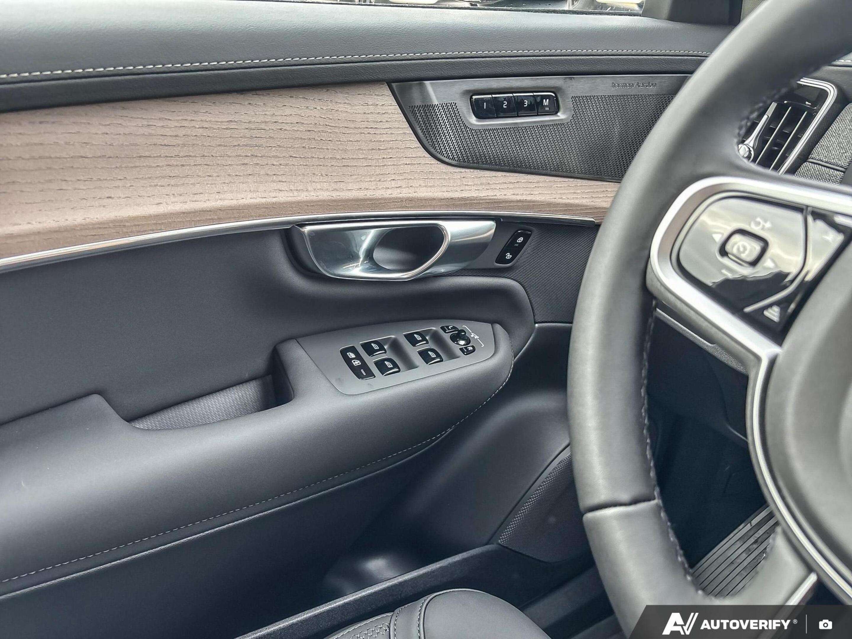 2026 Volvo XC90 Plus Dark Theme FEATURED VEHICLE - SAVE $3,500! thumb 18