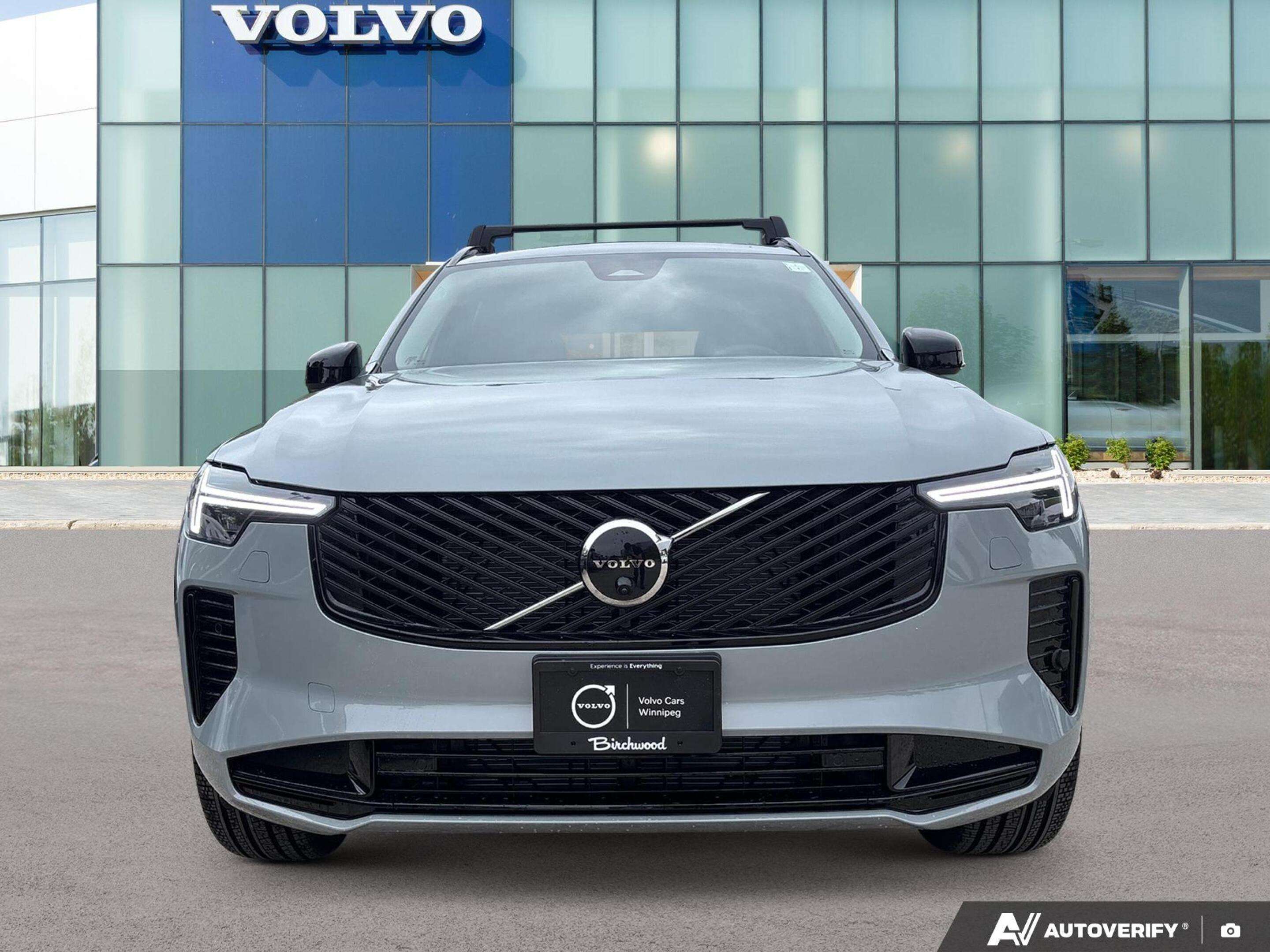 2026 Volvo XC90 Plus Dark Theme FEATURED VEHICLE - SAVE $3,500! thumb 6