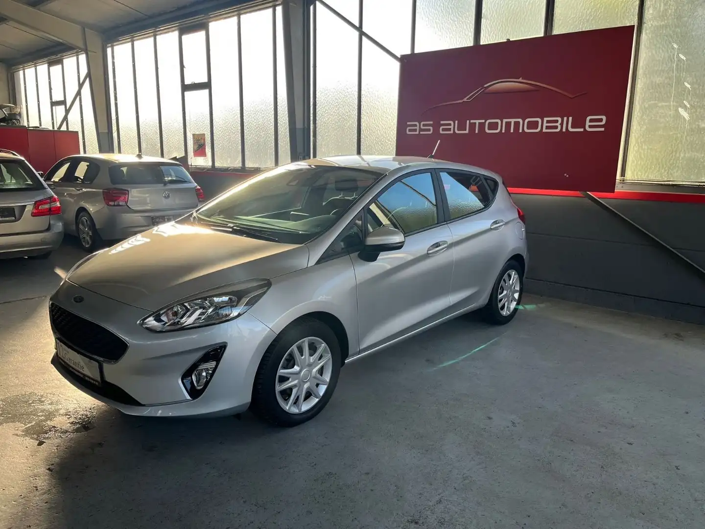 Ford Fiesta Cool & Connect*Navi*LED*Wenig Km* Argent - 2