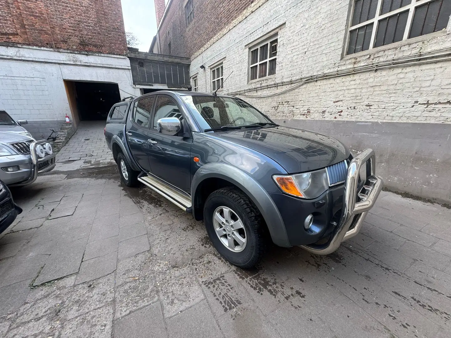 Mitsubishi L200 Pick Up 4x4 Export Hors europe - 2