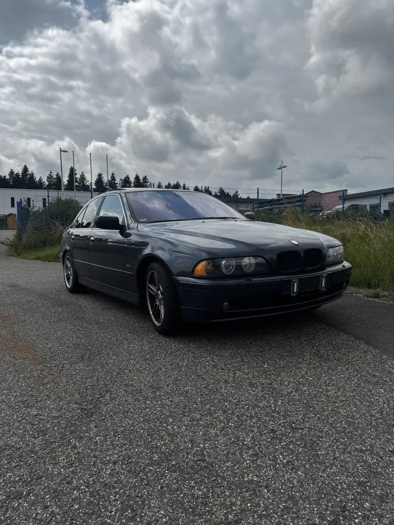 BMW 530 530i Edition Exclusive - 2