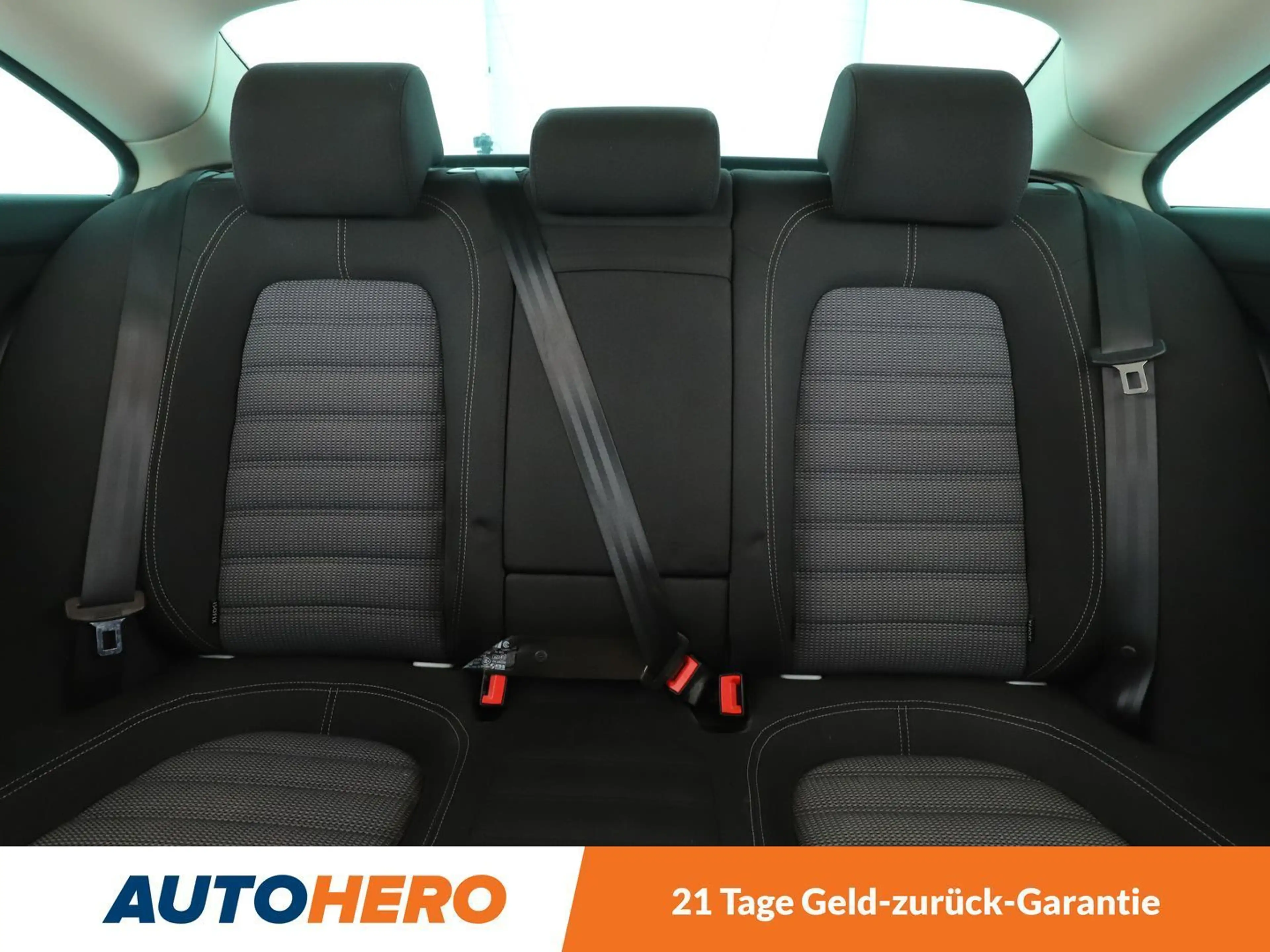 Volkswagen CC 1.4 TSI BMT Aut.*NAVI*BI-XENON*TEMPO*PDC*SHZ* — photo 15