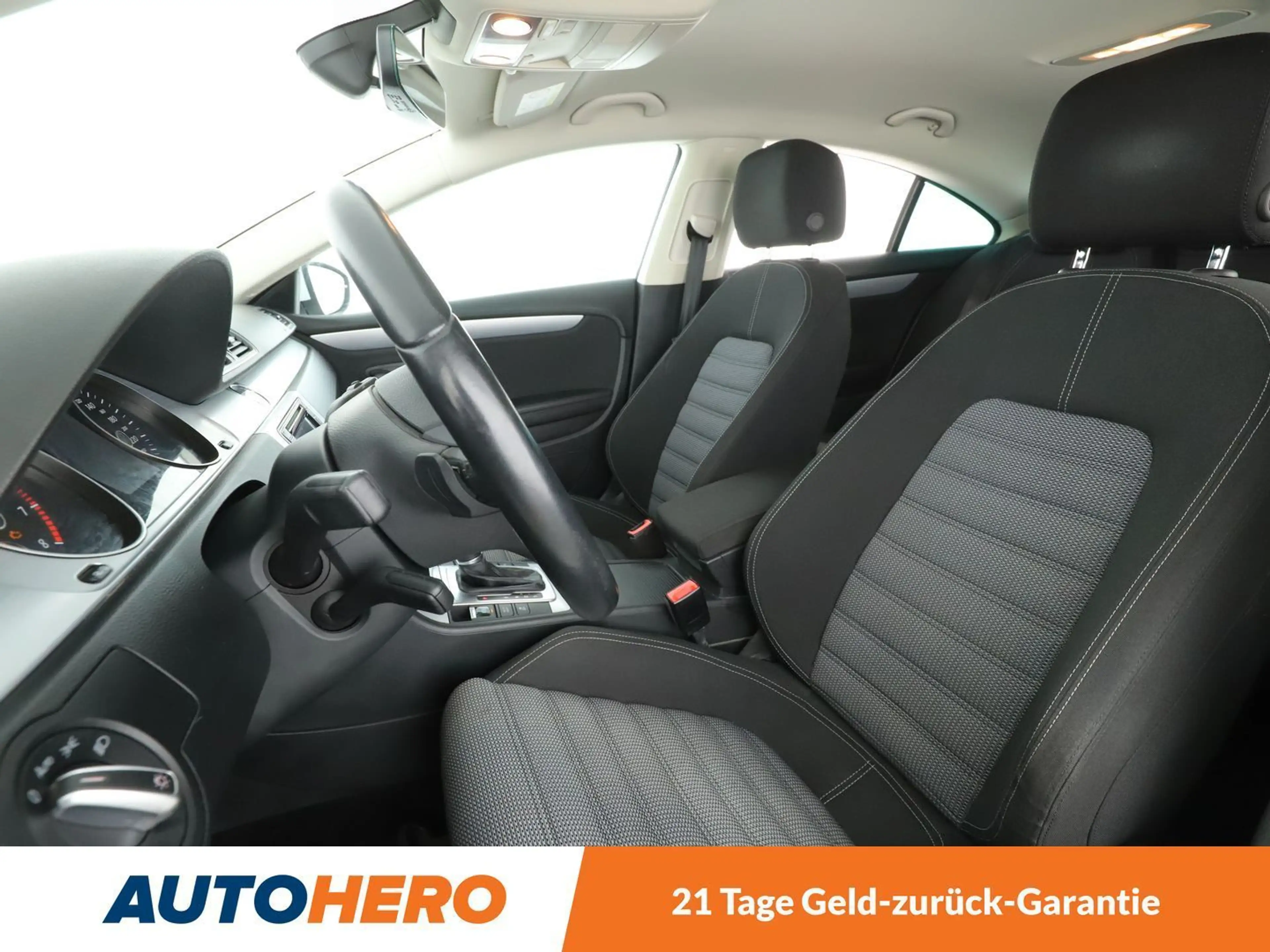 Volkswagen CC 1.4 TSI BMT Aut.*NAVI*BI-XENON*TEMPO*PDC*SHZ* — photo 10