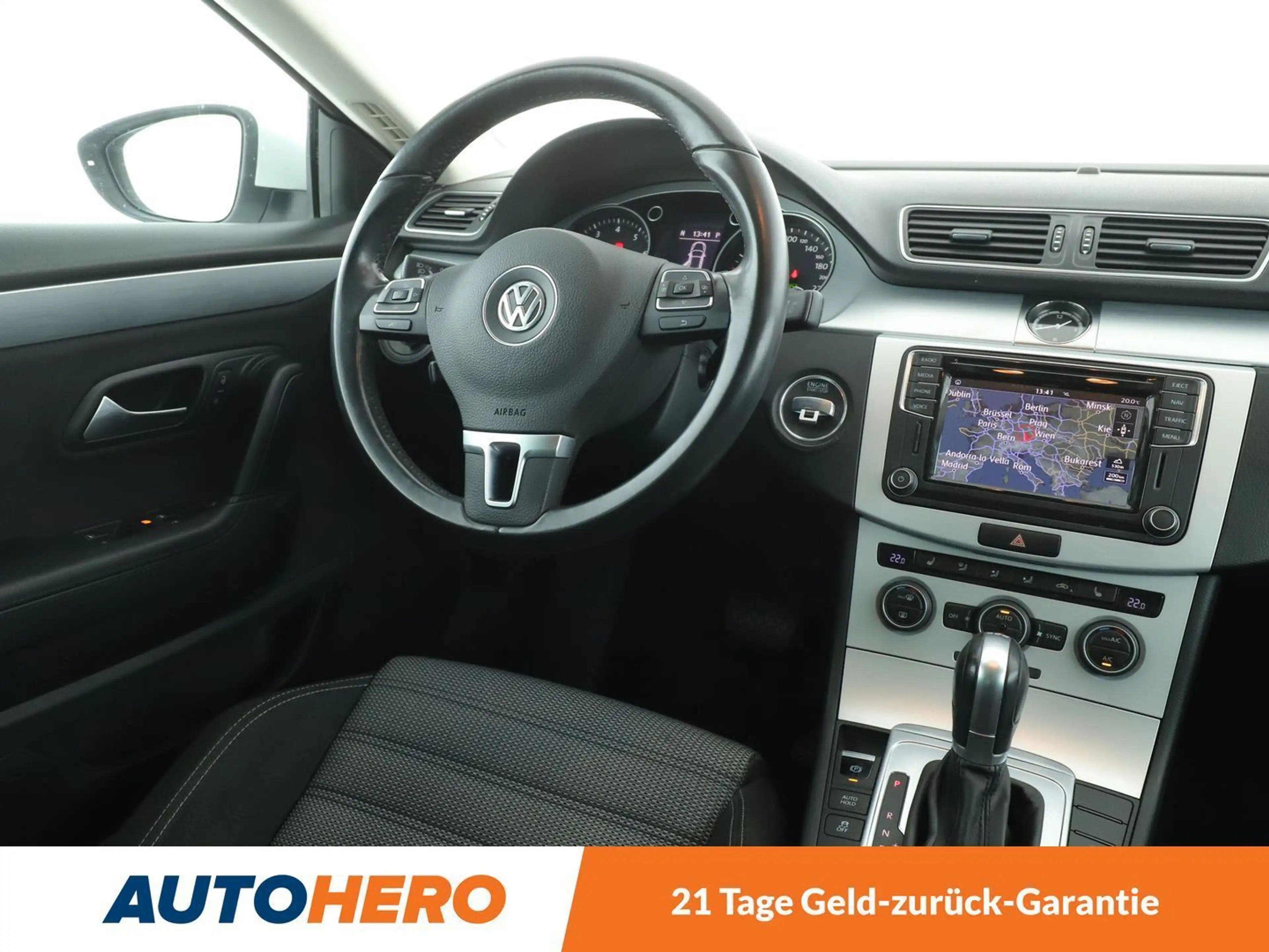 Volkswagen CC 1.4 TSI BMT Aut.*NAVI*BI-XENON*TEMPO*PDC*SHZ* — photo 13