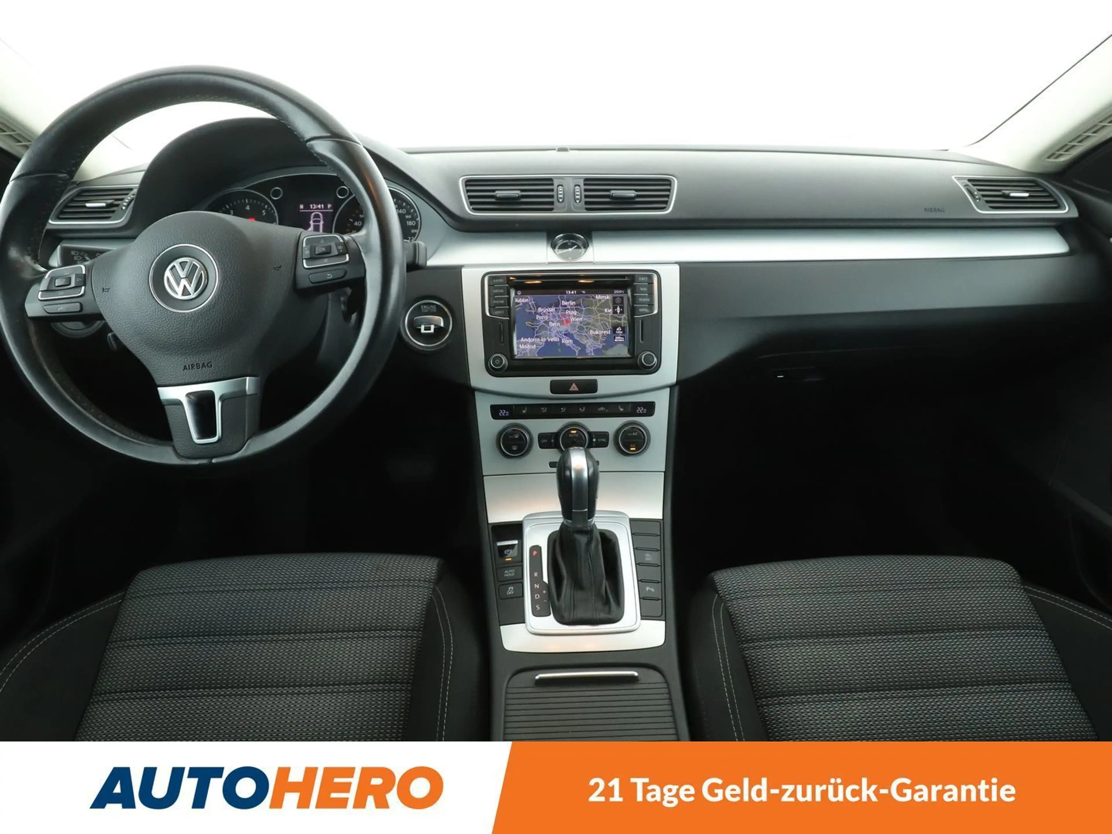 Volkswagen CC 1.4 TSI BMT Aut.*NAVI*BI-XENON*TEMPO*PDC*SHZ* — photo 12