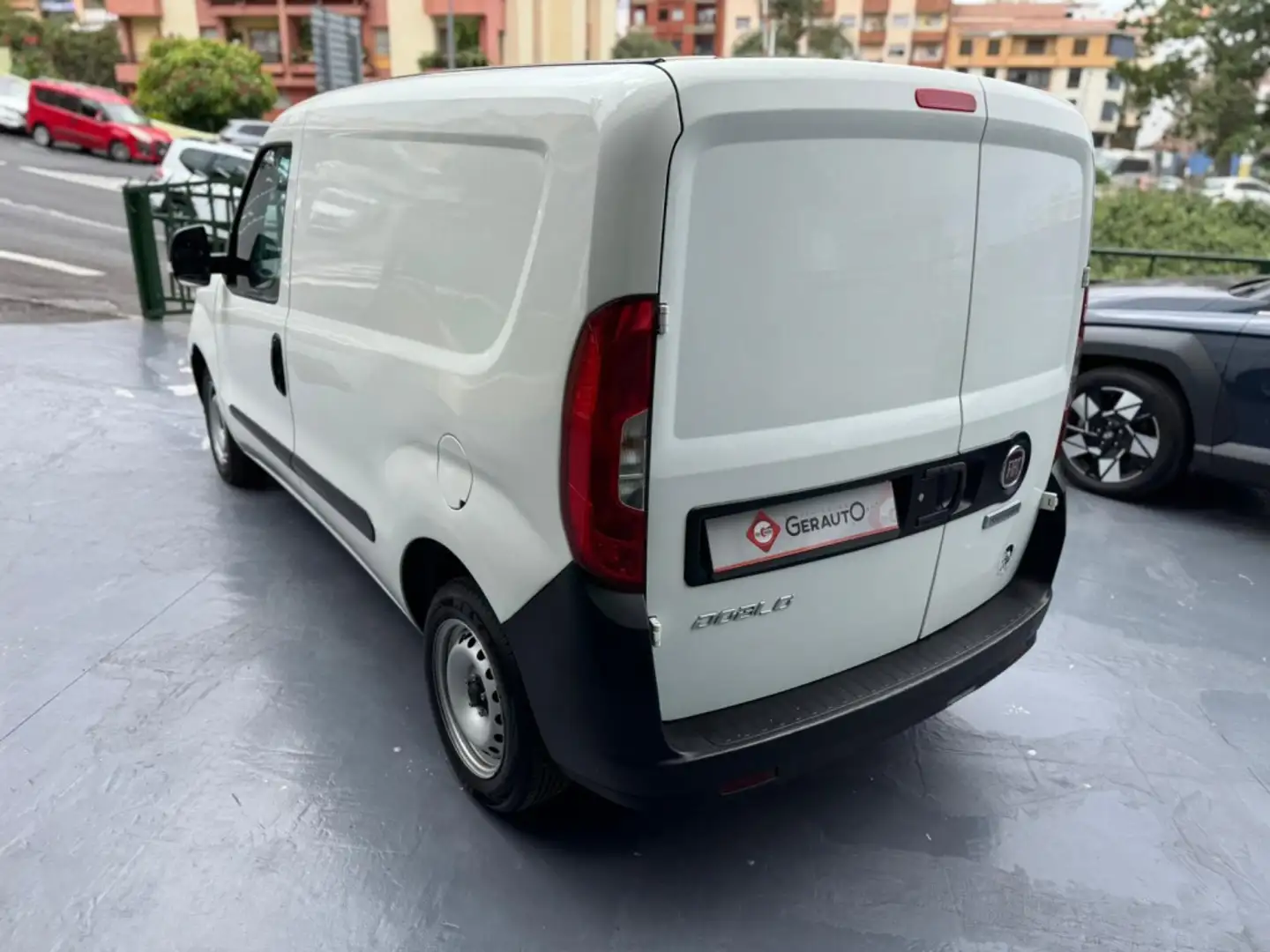 Fiat Dobló Cargo 1.3Mjt Base 70kW Blanco - 2