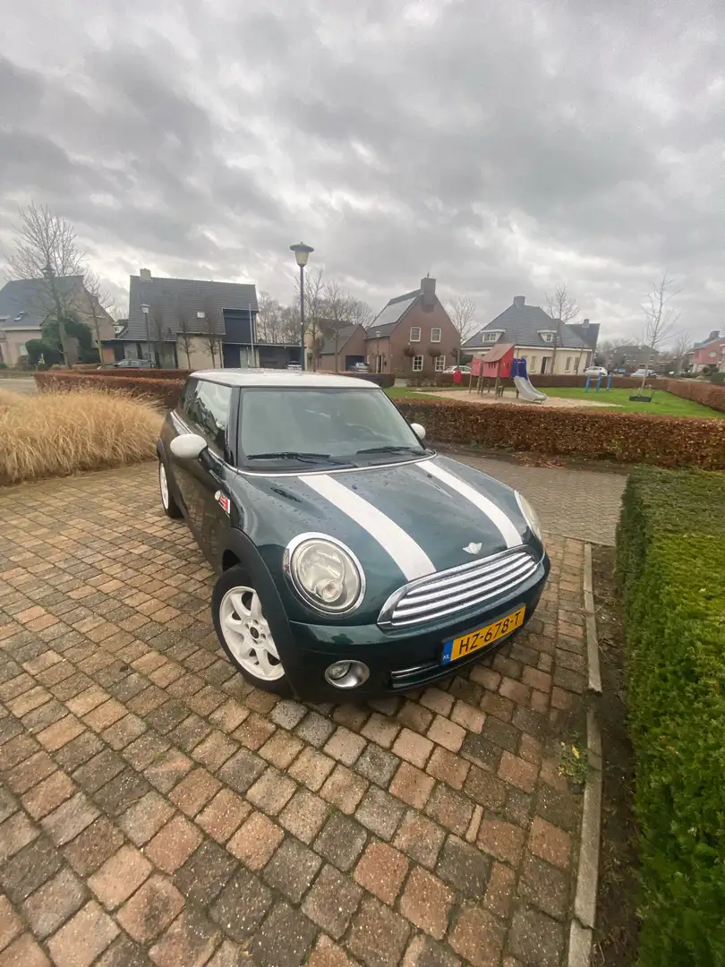 MINI Cooper 1.6 Cooper Groen - 1