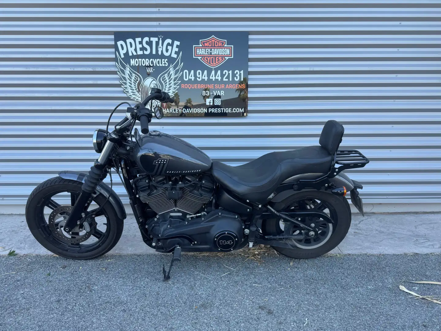 Harley-Davidson Street Bob Gris - 2