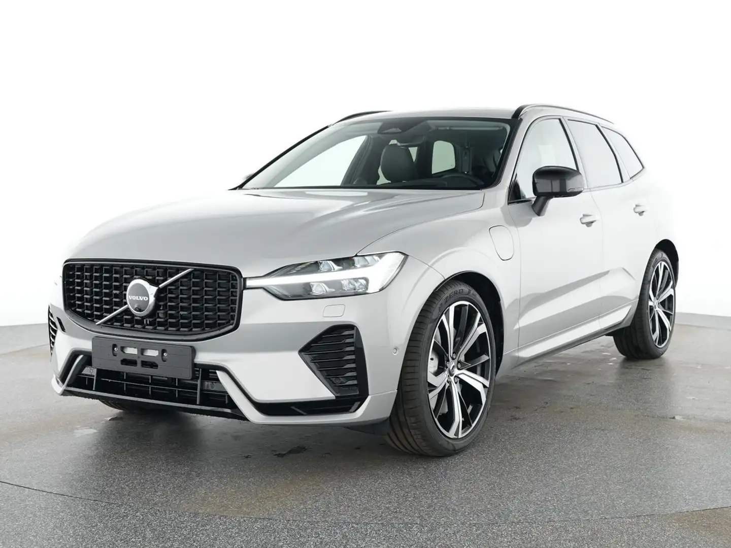 Volvo XC60 T8 Ultra Dark Recharge Plug-In Hybrid AWD Silber - 2