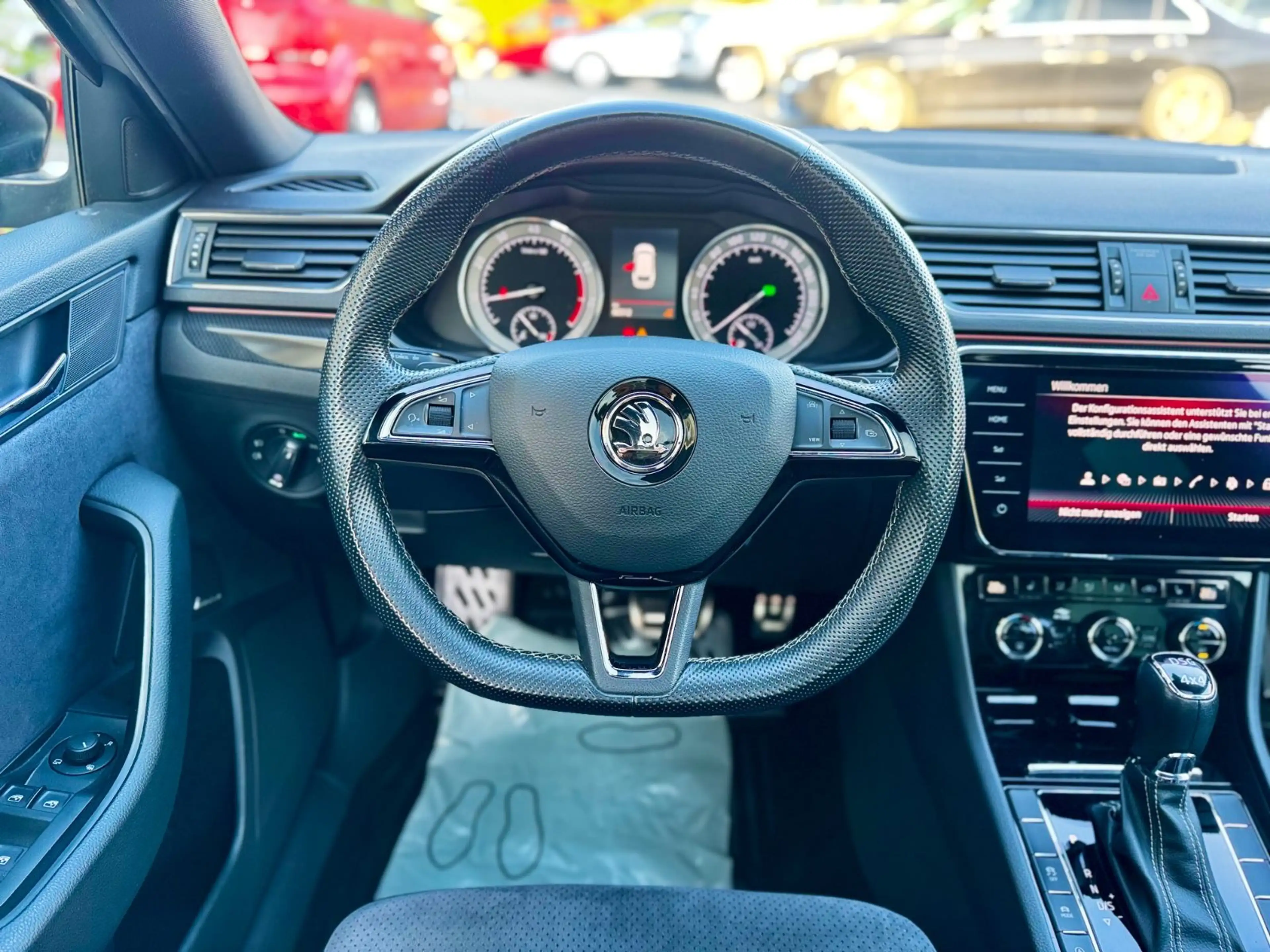 Skoda Superb 2.0 TSI Combi Sportline 4x4/Pano/AHK/TOP — photo 15