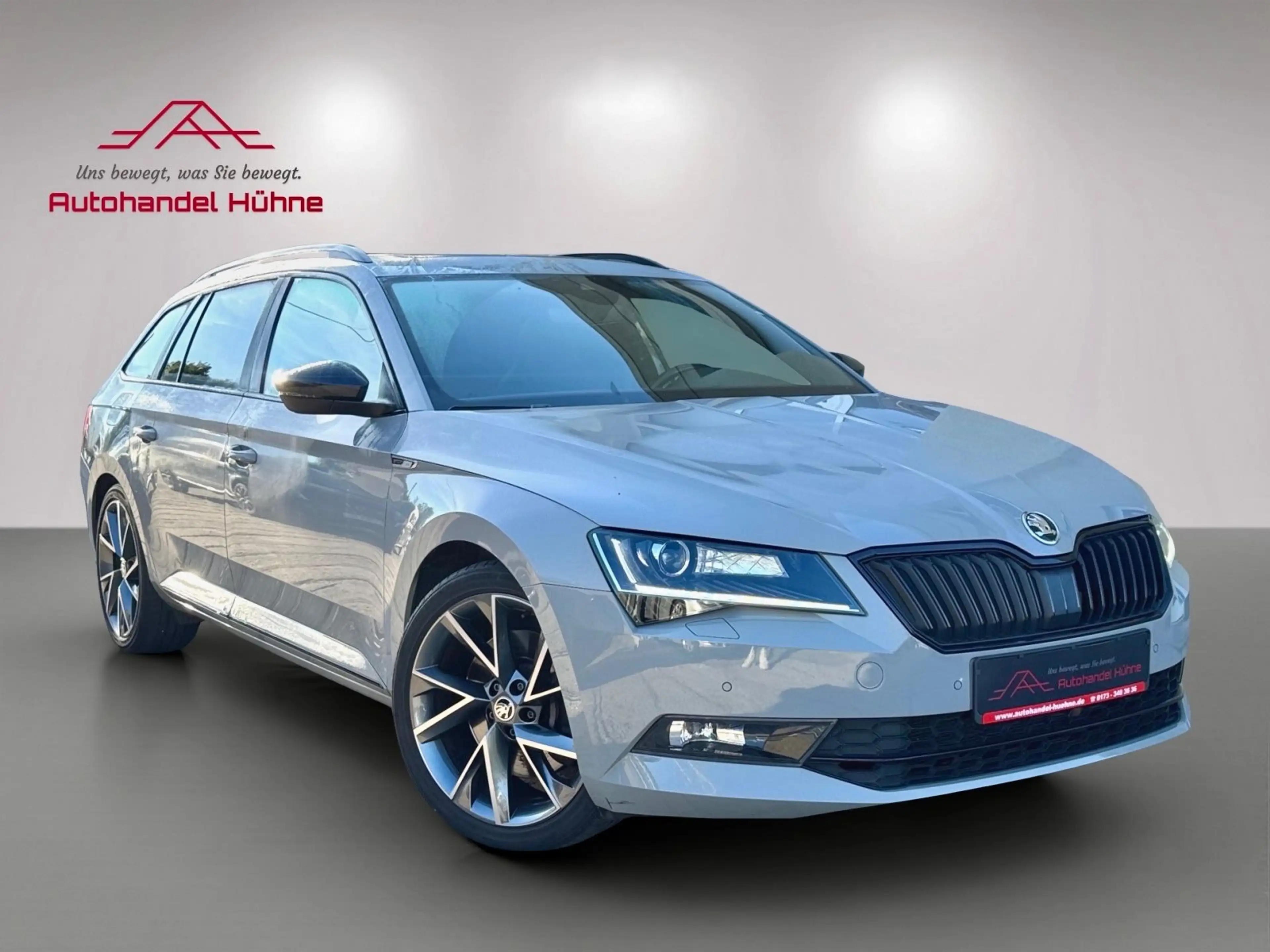 Skoda Superb 2.0 TSI Combi Sportline 4x4/Pano/AHK/TOP