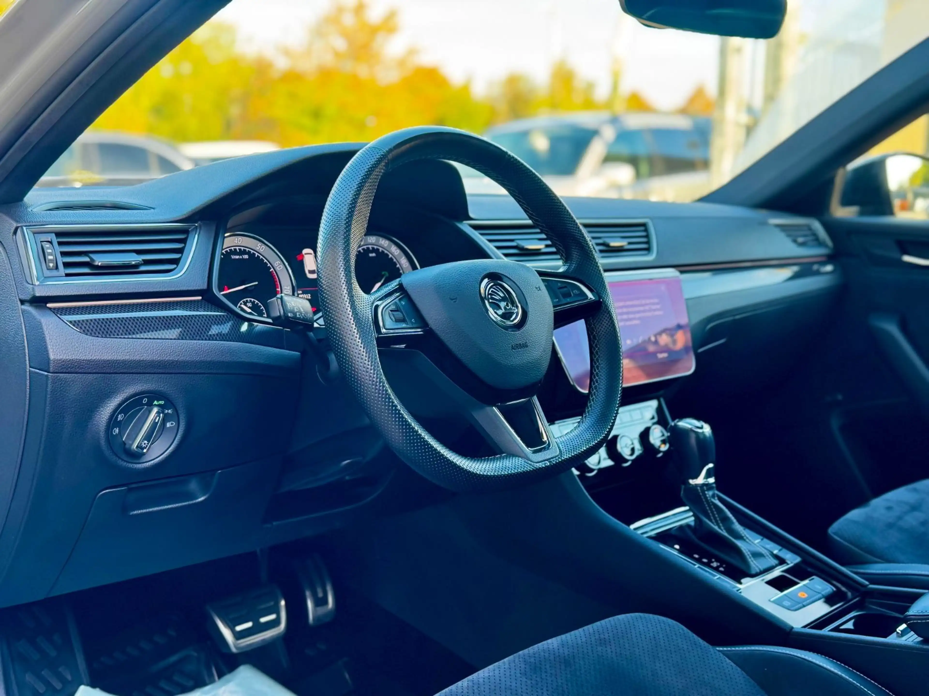 Skoda Superb 2.0 TSI Combi Sportline 4x4/Pano/AHK/TOP — photo 14