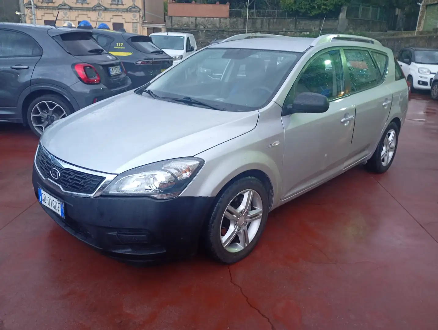 Kia Ceed / cee'd Silber - 1
