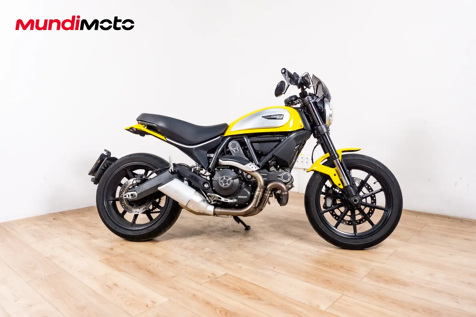 Ducati Scrambler - 1