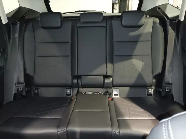 BMW 2 Series view 15