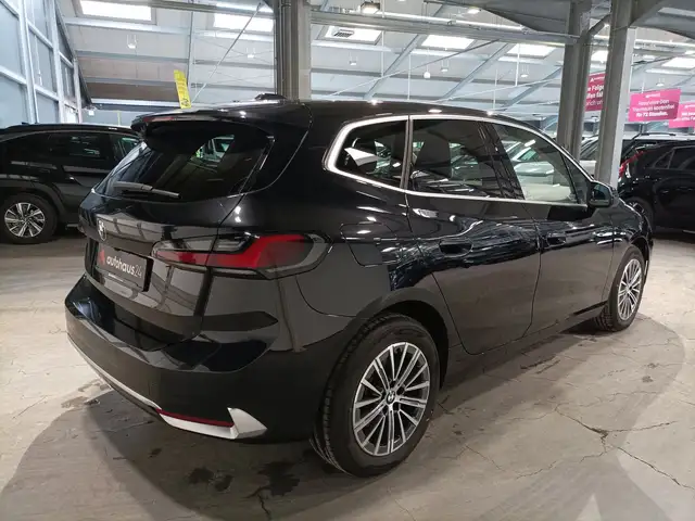 BMW 2 Series view 5