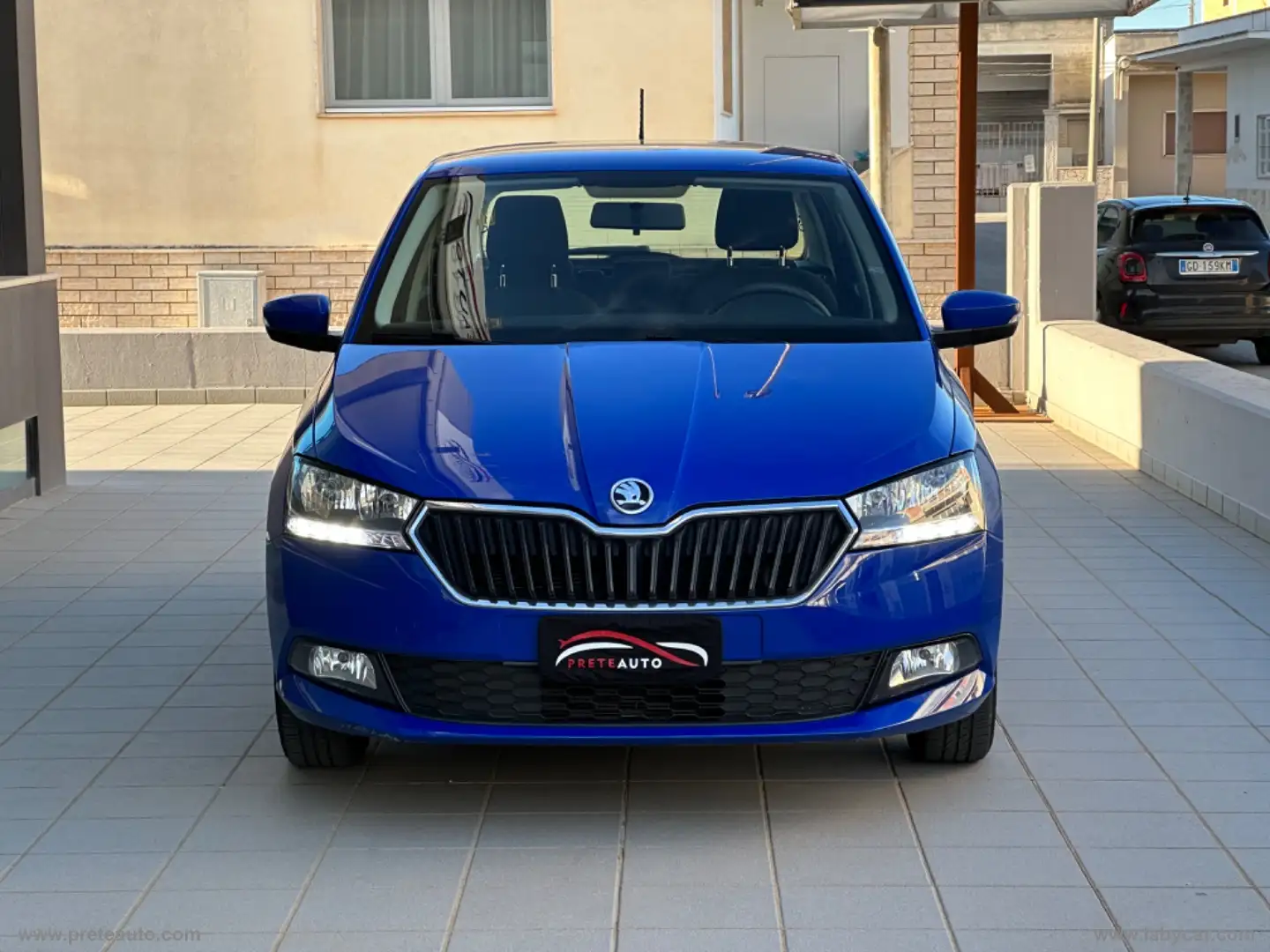 Skoda Fabia 1.0 TSI Business Bleu - 2