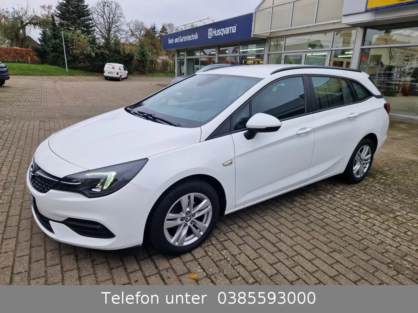 Opel Astra K Sports Tourer Edition Start/Stop Weiß - 1