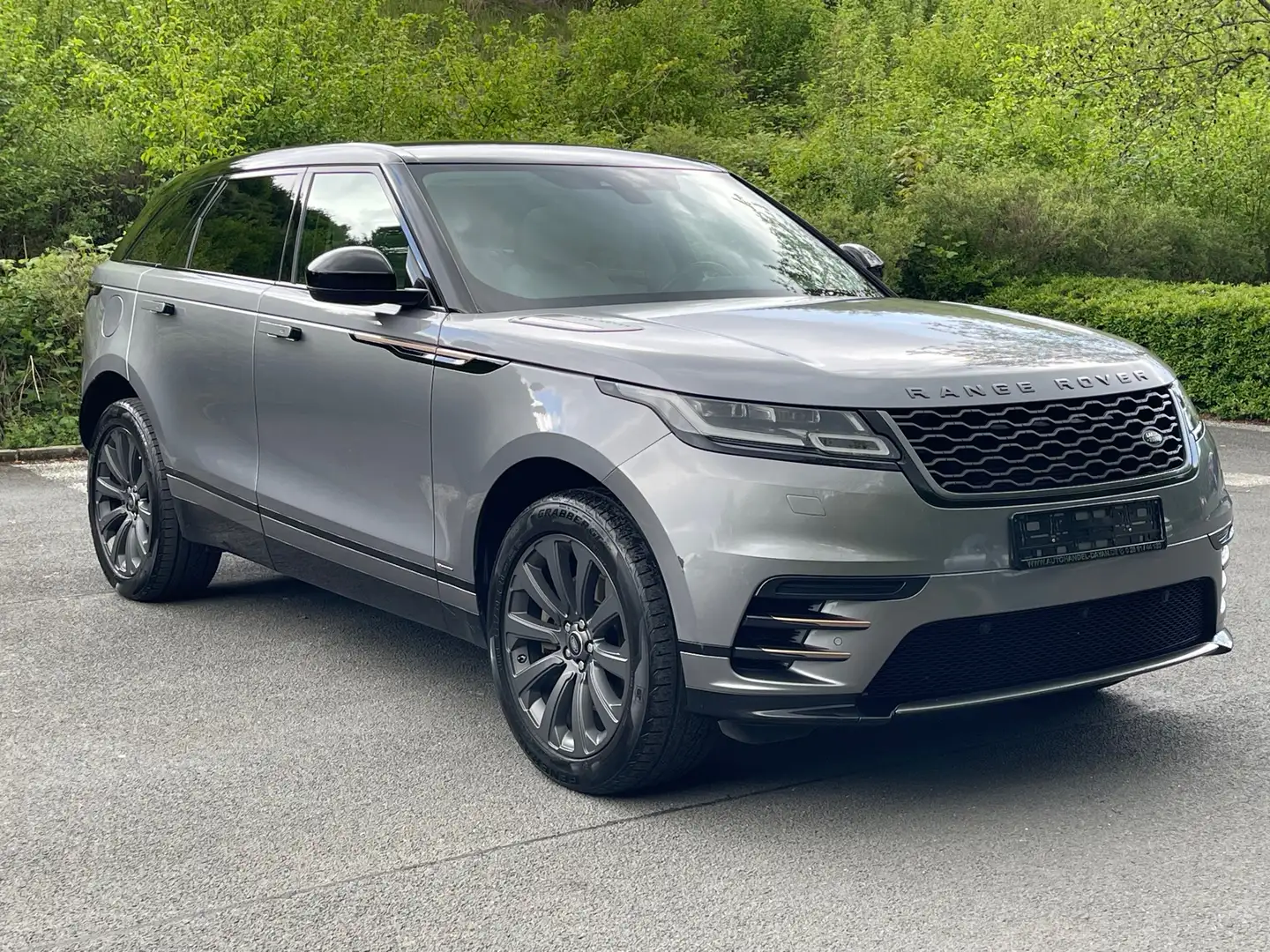 Land Rover Range Rover Velar 3.0d R-DYNAMIC PANORAMA KAMERA SPUR MERIDIAN Gris - 1