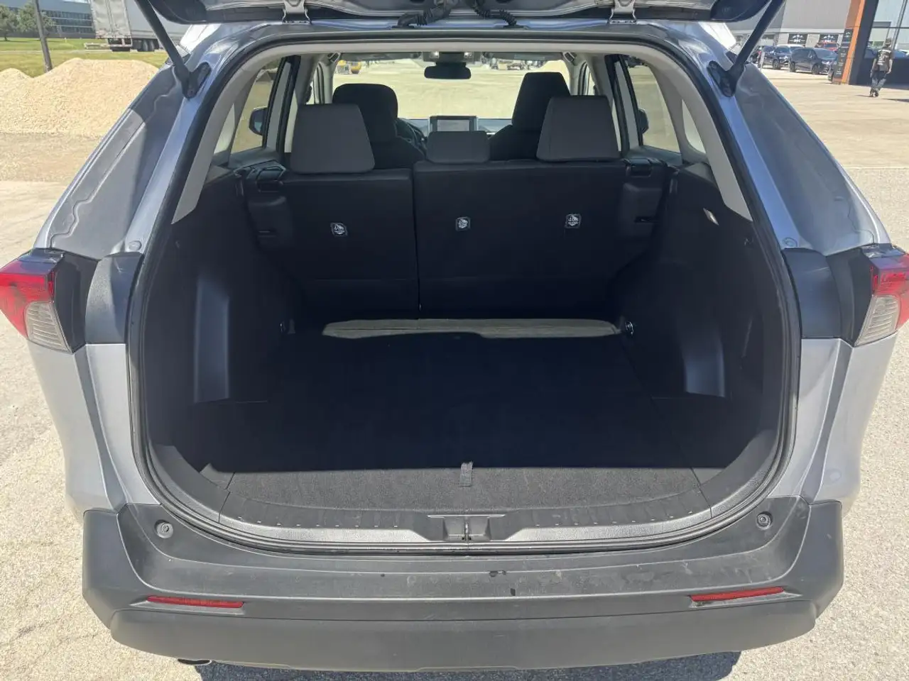 Toyota RAV 4 снимка Toyota RAV 4