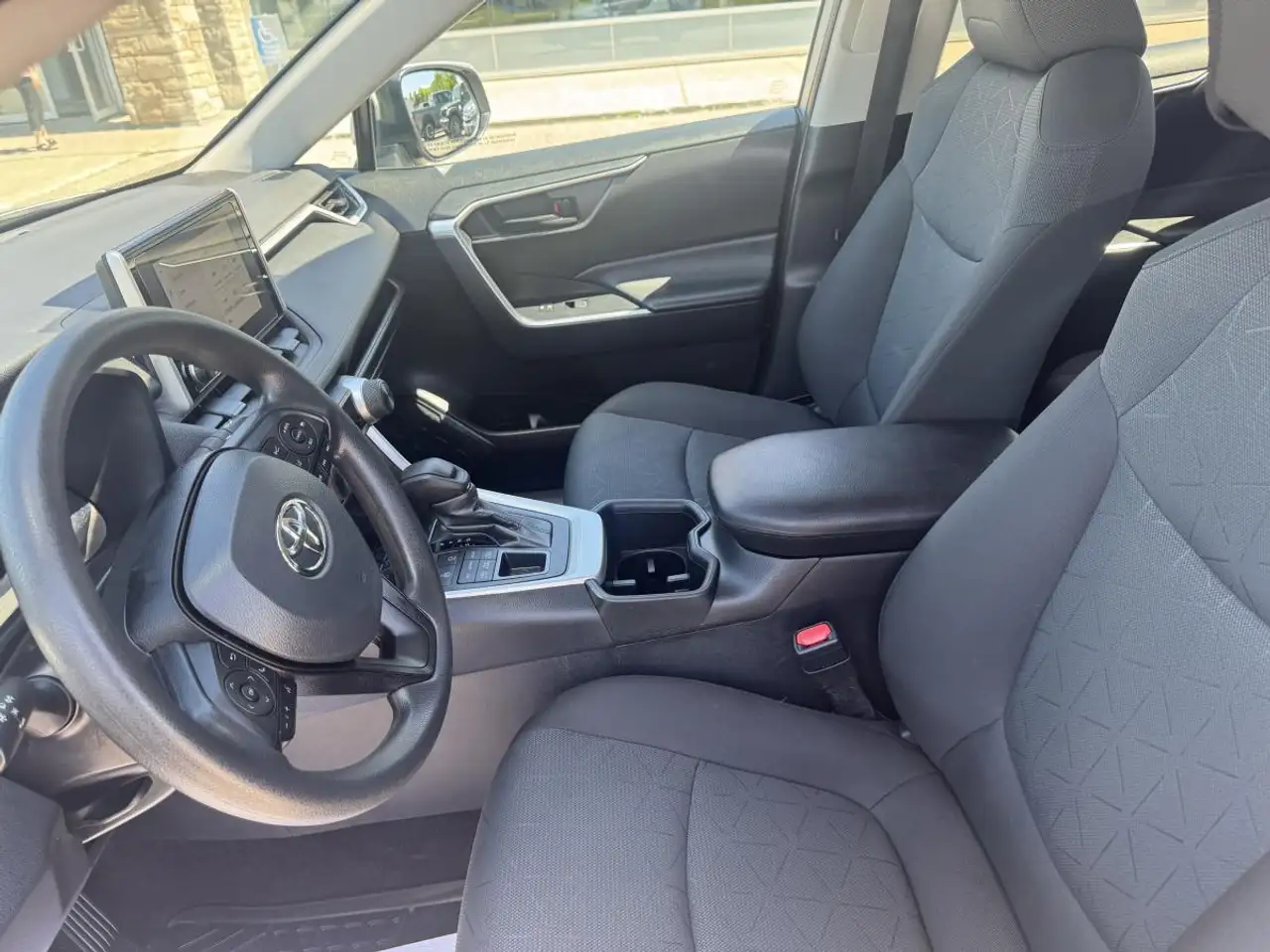 Toyota RAV 4 снимка Toyota RAV 4