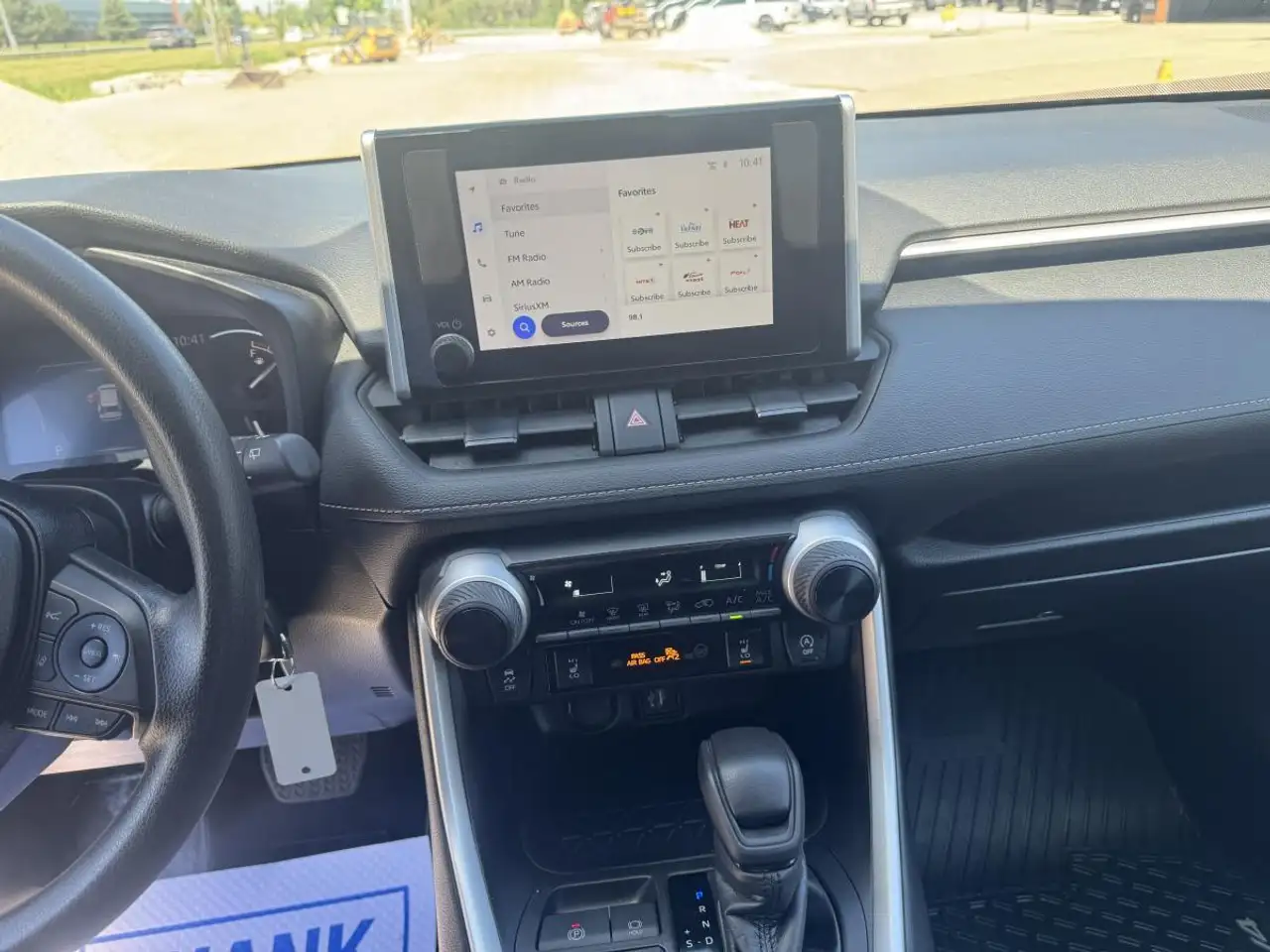 Toyota RAV 4 снимка Toyota RAV 4