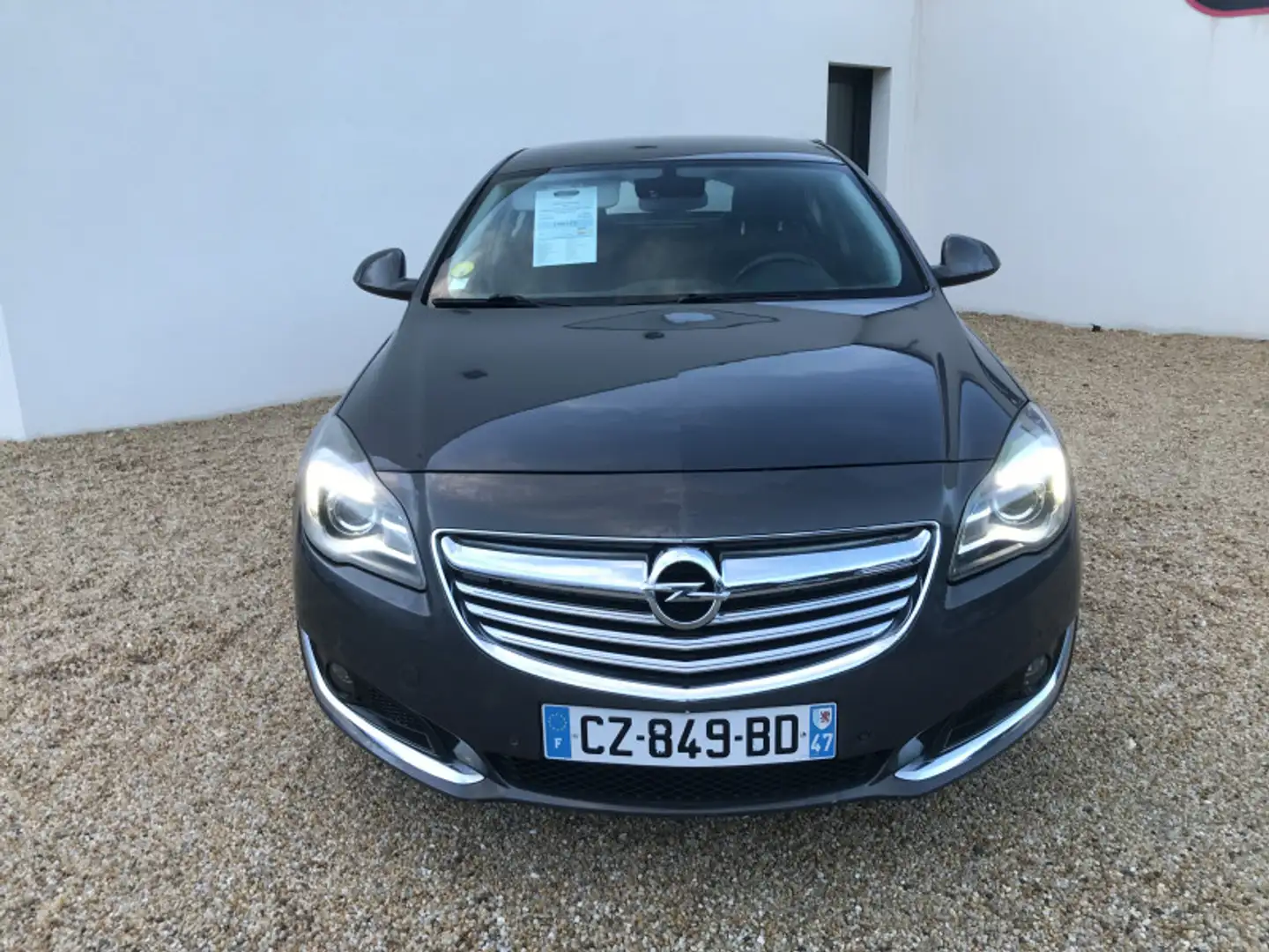 Opel Insignia 2.0 CDTI ECOFLEX 140CH COSMO START\u0026STOP 5P Gris - 2