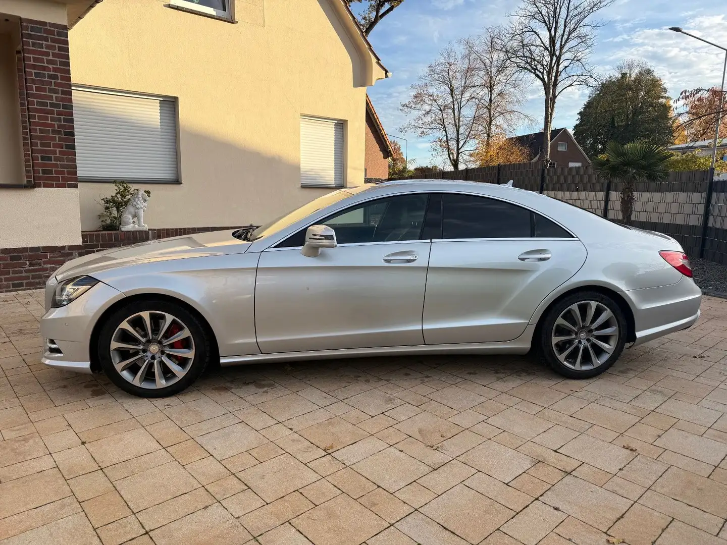 Mercedes-Benz CLS 350 CDI+AMG+Leder+Navi+SSD+Standh.+ Argent - 2