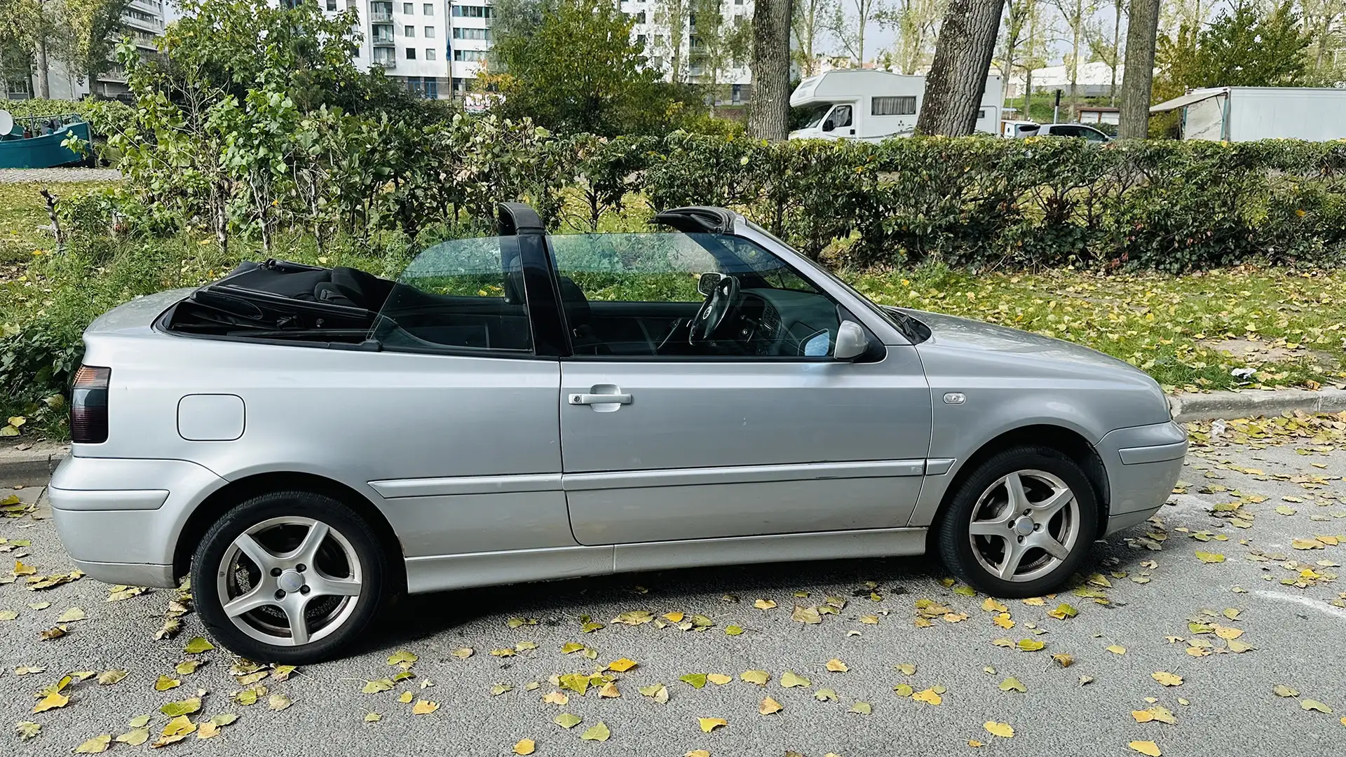 Volkswagen Golf Cabriolet Cabrio 2.0 Trendline Zilver - 2