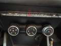 Dacia Duster 1.2 TCe 4x4 Comfort Blauw - thumbnail 17