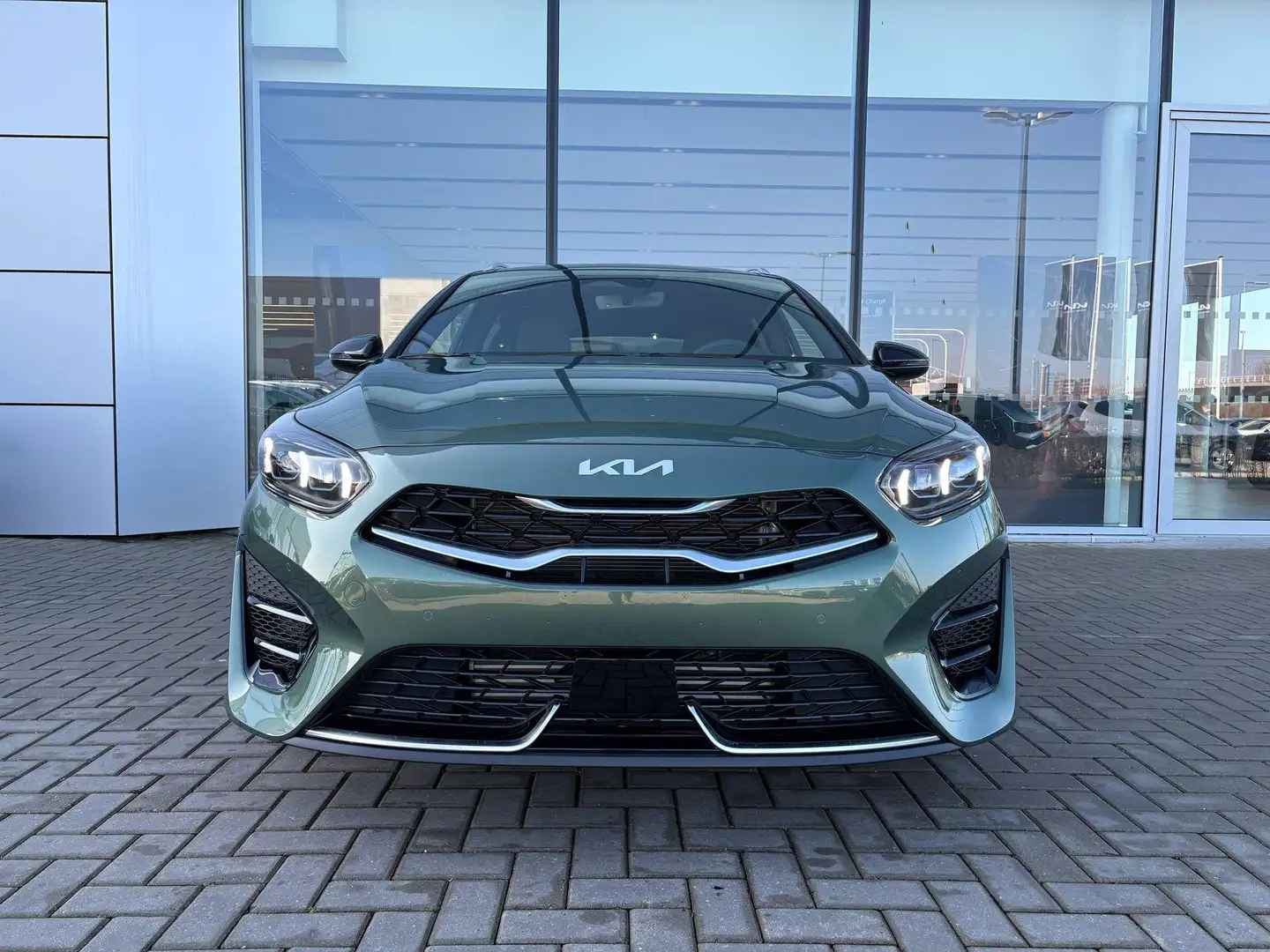 Kia Ceed SW / cee'd SW Sportswagon 1.5 Turbo GT-PlusLine Automaat | Direc Groen - 2