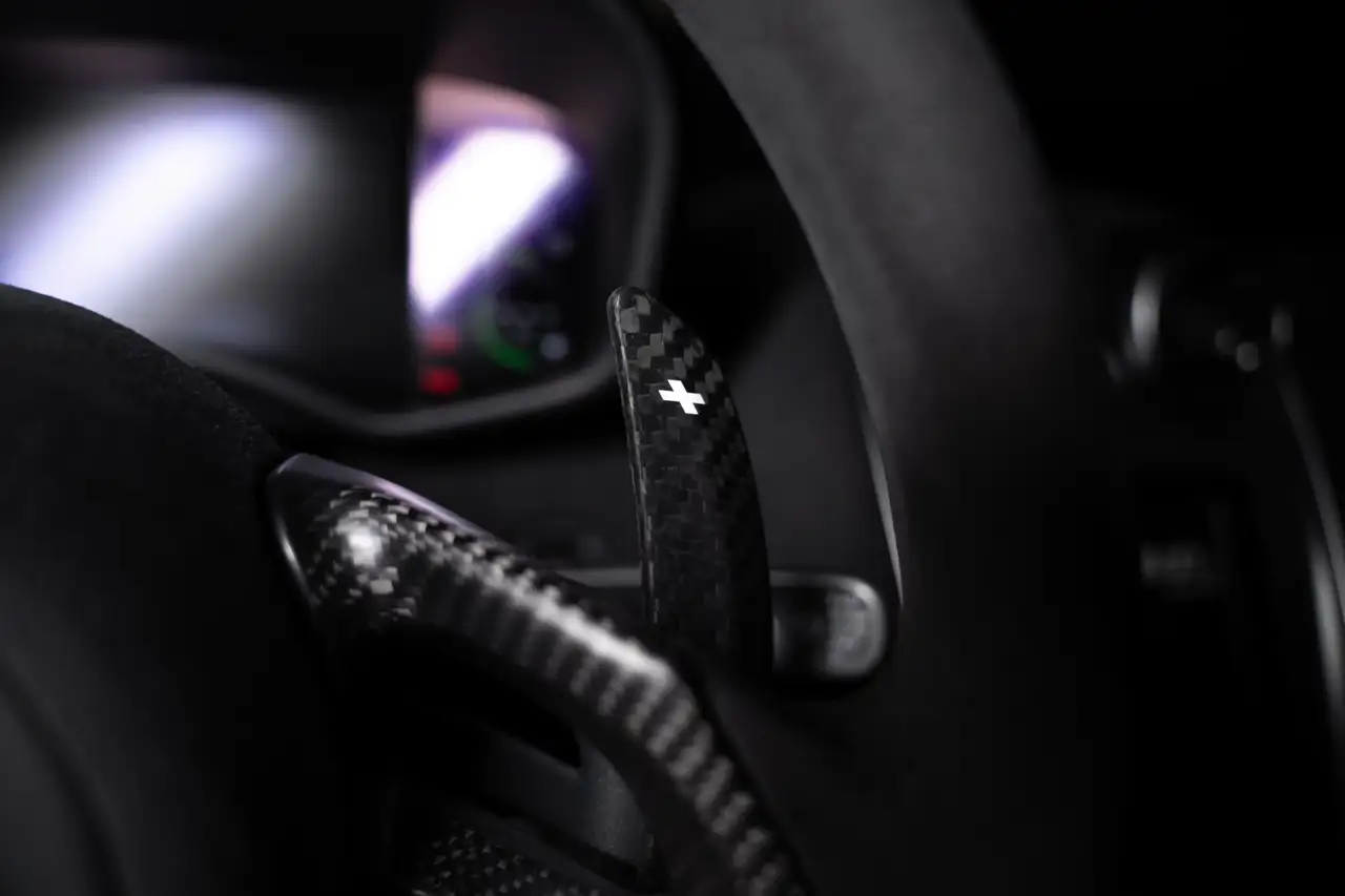 McLaren 570GT снимка McLaren 570GT