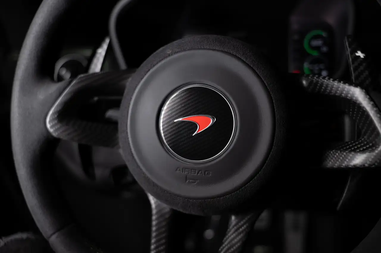 McLaren 570GT снимка McLaren 570GT